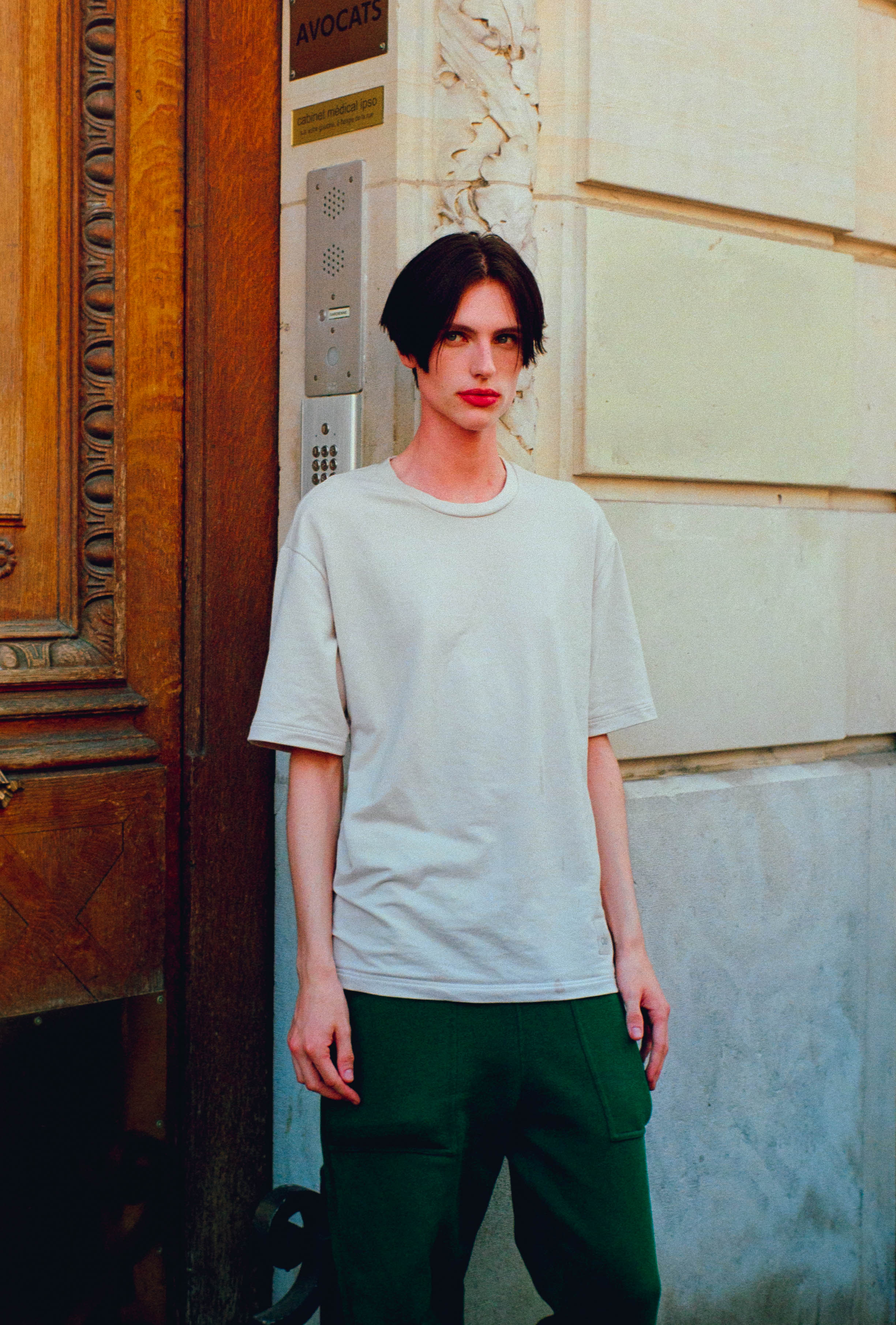 MODELS OFF DUTY - COUTURE, UNDONE Vanity Teen 虚荣青年 MODELS OFF DUTY - COUTURE, UNDONE MODELS OFF DUTY - COUTURE, UNDONE Vanity Teen 虚荣青年