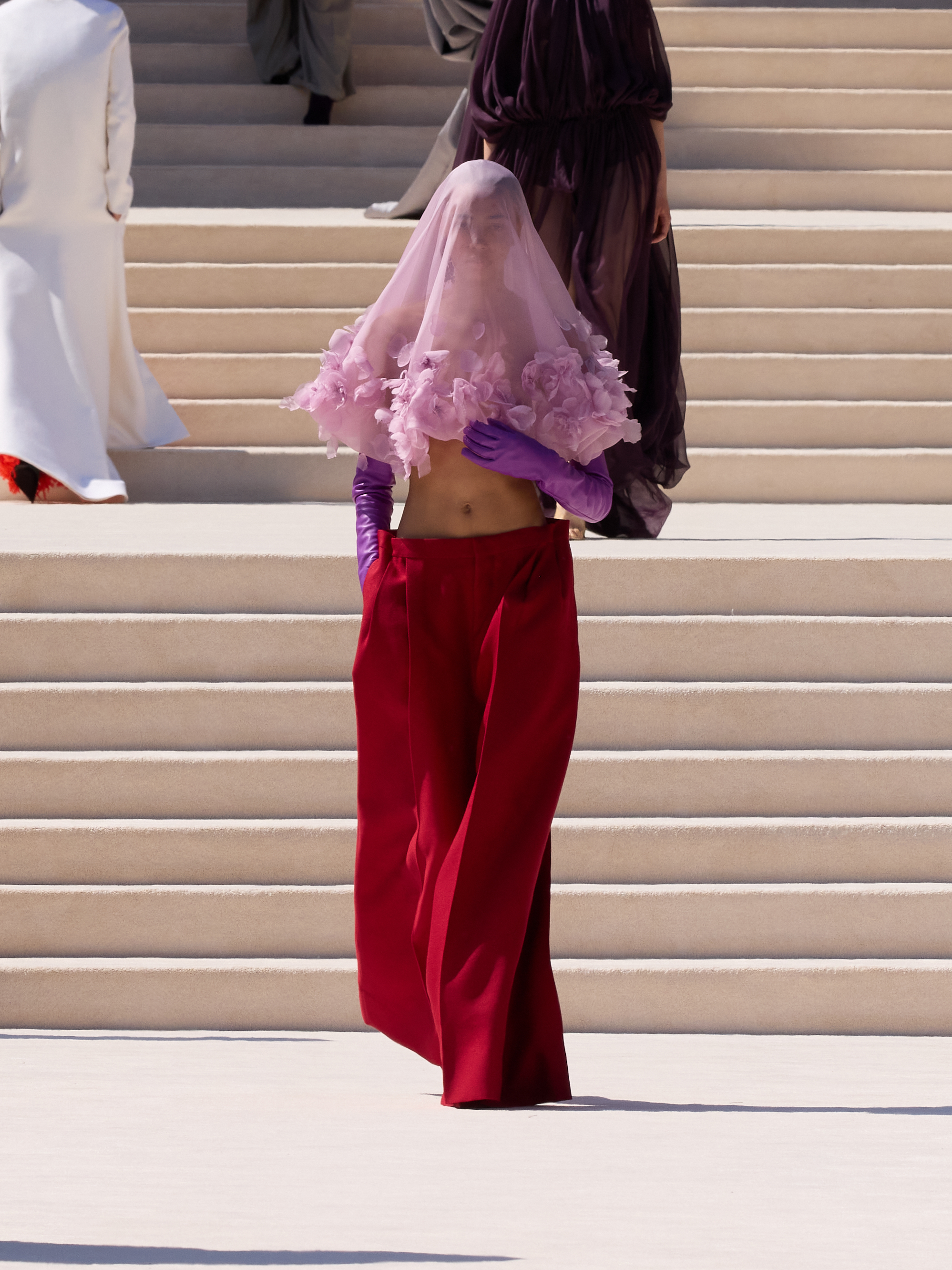 Balenciaga Haute Couture Fall 2026: Beauty in Full Colour by Pierpaolo Piccioli Vanity Teen 虚荣青年 Balenciaga Haute Couture Fall 2026: Beauty in Full Colour by Pierpaolo Piccioli Balenciaga Haute Couture Fall 2026: Beauty in Full Colour by Pierpaolo Piccioli Vanity Teen 虚荣青年