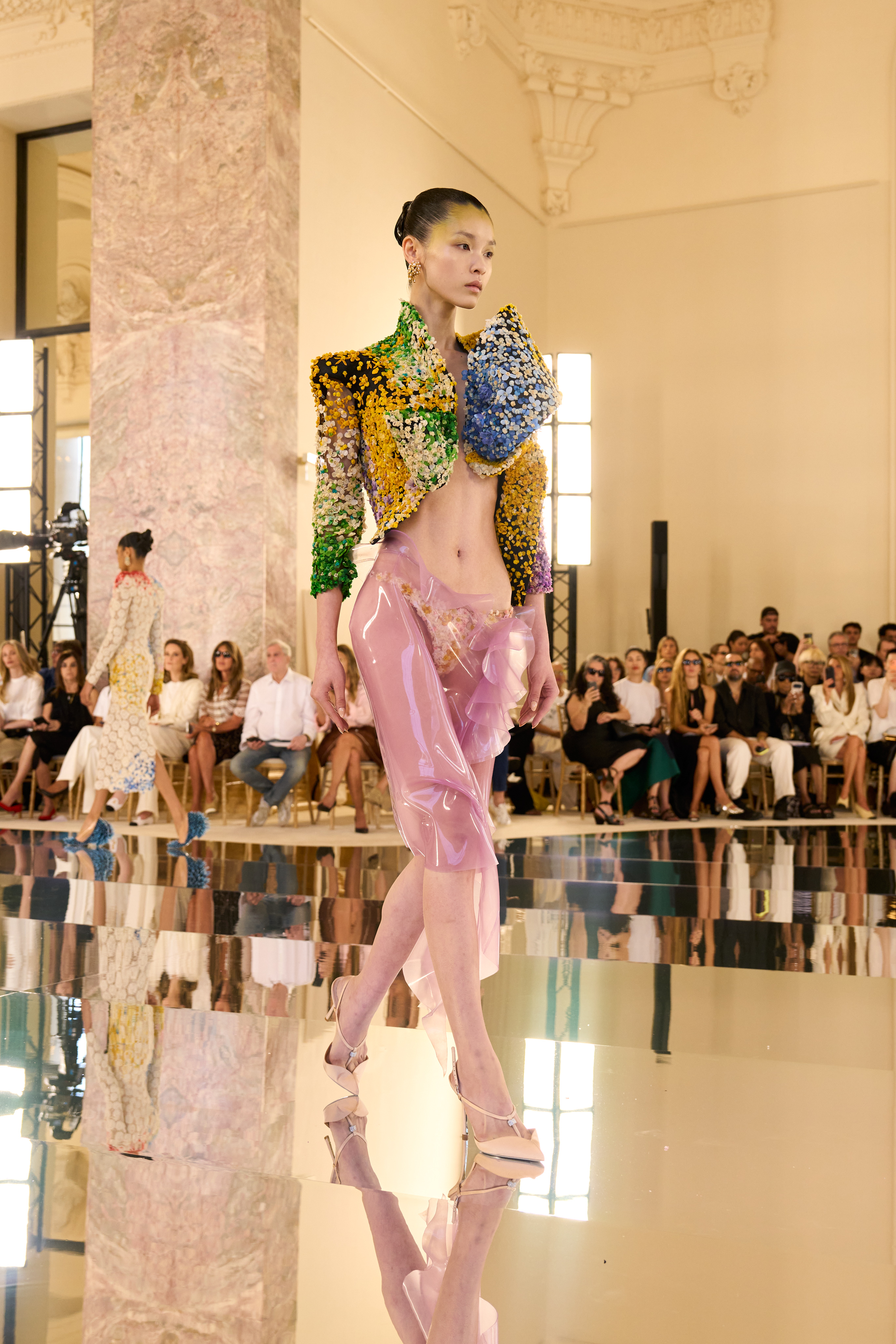 Schiaparelli Didn’t Dive Into the Abyss. It Let Go. Vanity Teen 虚荣青年 Schiaparelli Didn’t Dive Into the Abyss. It Let Go. Schiaparelli Didn’t Dive Into the Abyss. It Let Go. Vanity Teen 虚荣青年