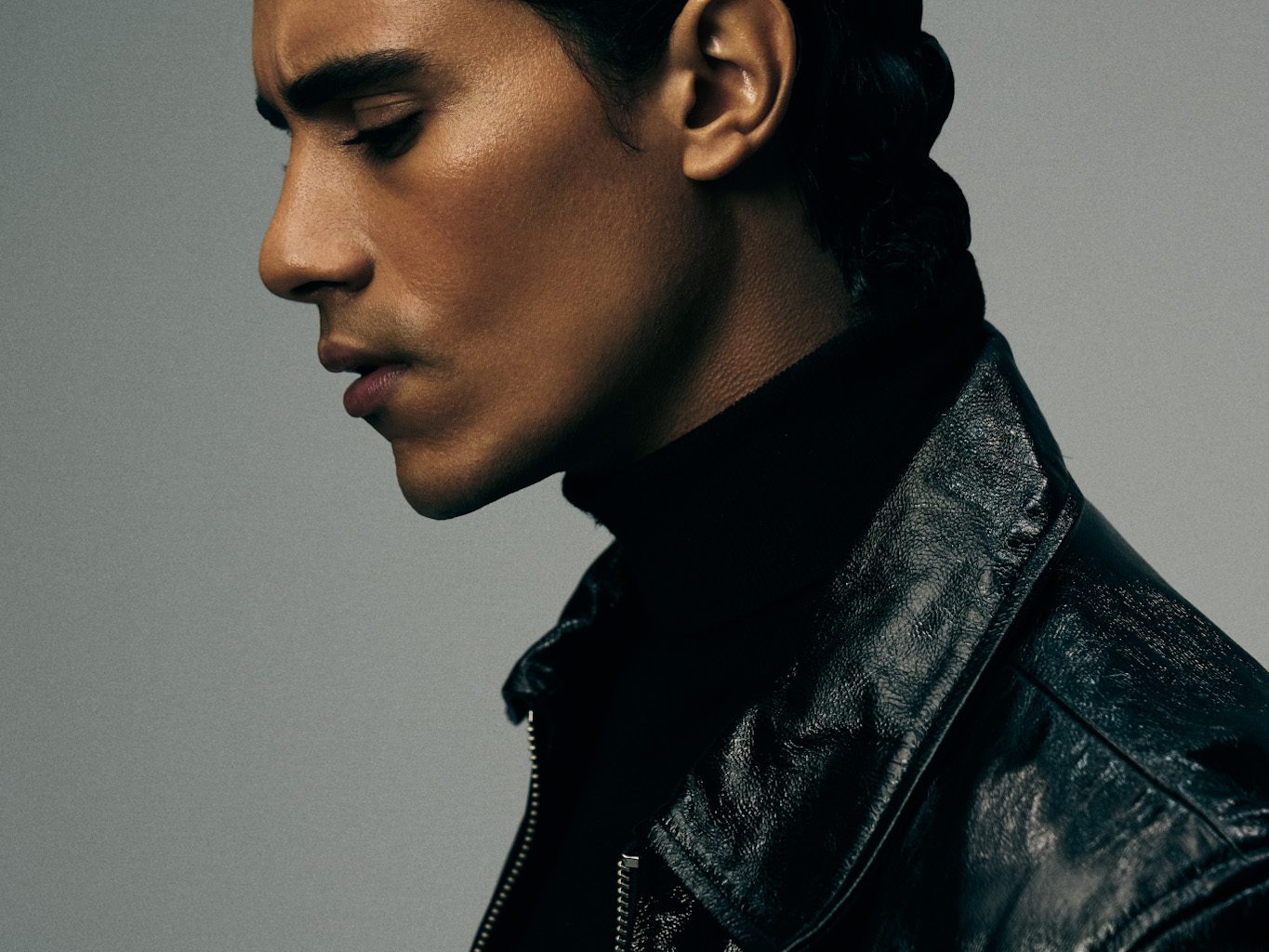 Masculinity - The Quiet Strength of Kamal Sad Masculinity - The Quiet Strength of Kamal Sad Vanity Teen 虚荣青年