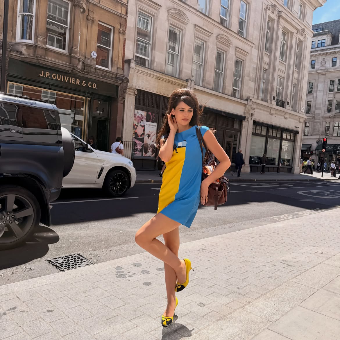 It Girl: Discover Summer 2026's Most Stylish Women Vanity Teen 虚荣青年 Sienna Spiro in a street-style look during Summer 2026.