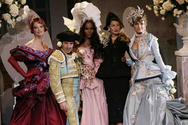 10 John Galliano Looks the Met Exhibition Should Include—and Why 10 John Galliano Looks the Met Exhibition Should Include—and Why Vanity Teen 虚荣青年