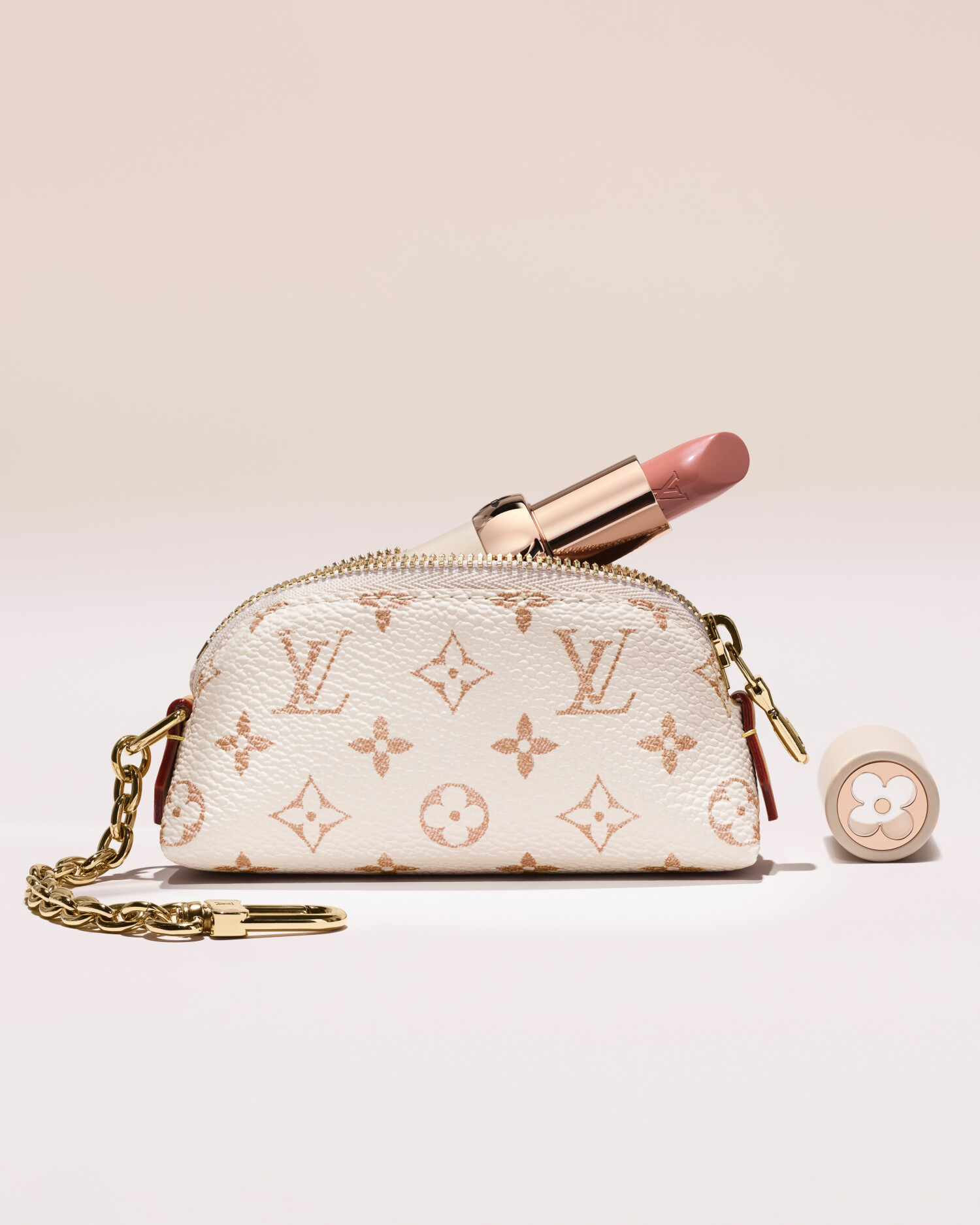 Louis Vuitton’s First Beauty Collaboration Celebrates 130 Years of the Iconic Monogram Louis Vuitton’s First Beauty Collaboration Celebrates 130 Years of the Iconic Monogram Vanity Teen 虚荣青年