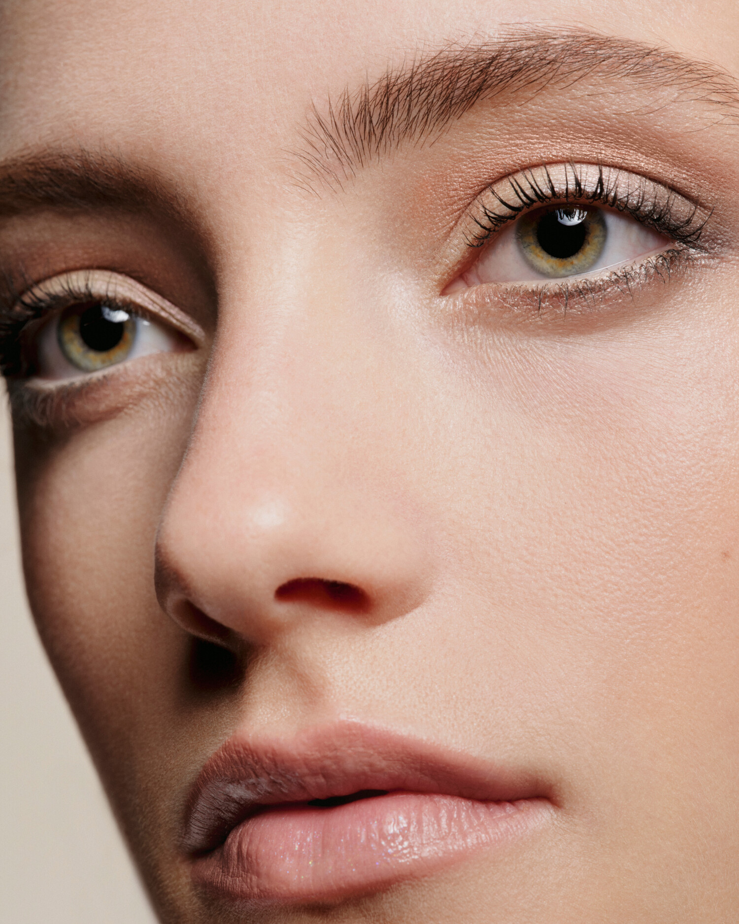 Louis Vuitton’s First Beauty Collaboration Celebrates 130 Years of the Iconic Monogram Louis Vuitton’s First Beauty Collaboration Celebrates 130 Years of the Iconic Monogram Vanity Teen 虚荣青年