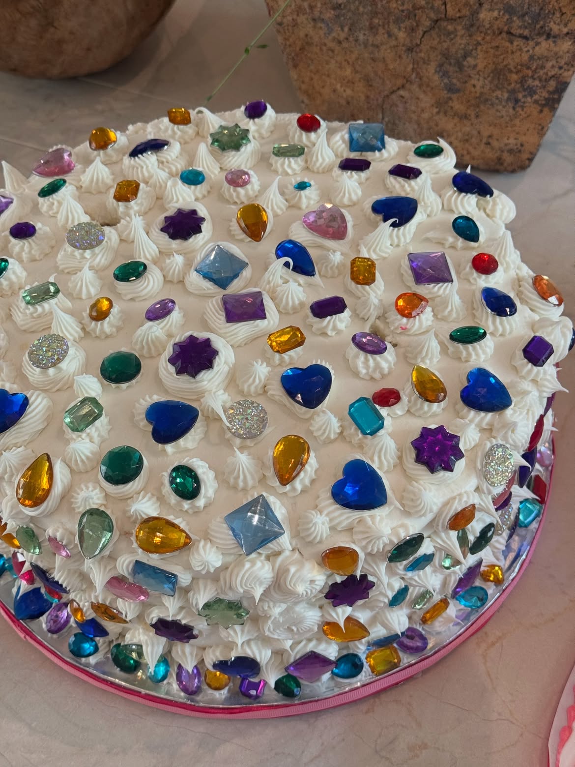 Whimsy Maxxing: How Kylie Jenner’s Gemstone-Covered Cake Made Tacky Cool Again Vanity Teen 虚荣青年 Gem Maxxing: How One Cake Made Tacky Cool Again. Whimsy Maxxing