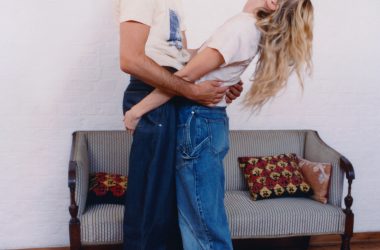 TWISTED TOGETHER: DREE HEMINGWAY, NICK DELLI SANTI AND THE NEW SHAPE OF INTIMACY BY JW ANDERSON TWISTED TOGETHER: DREE HEMINGWAY, NICK DELLI SANTI AND THE NEW SHAPE OF INTIMACY BY JW ANDERSON Vanity Teen 虚荣青年