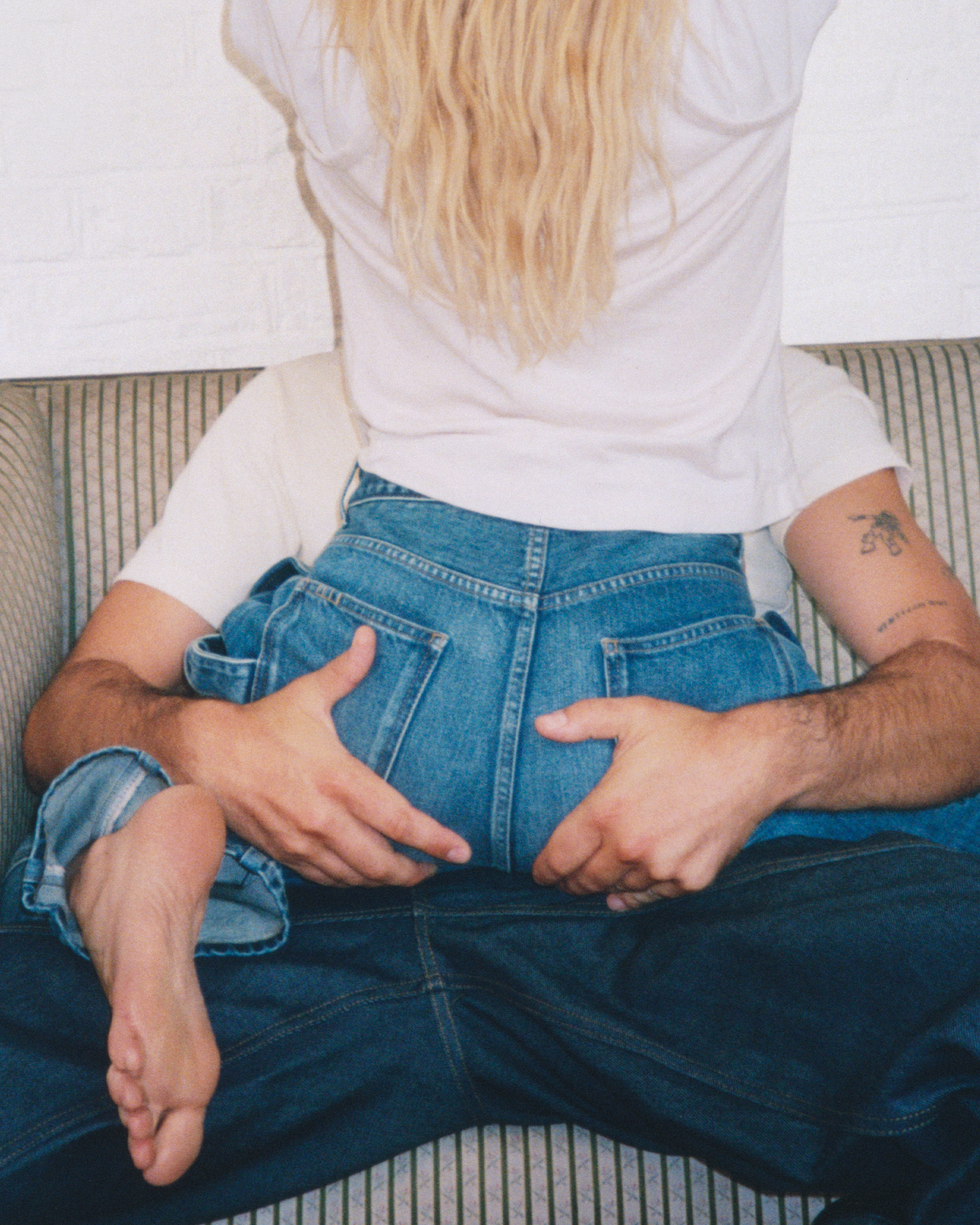 TWISTED TOGETHER: DREE HEMINGWAY, NICK DELLI SANTI AND THE NEW SHAPE OF INTIMACY BY JW ANDERSON Vanity Teen 虚荣青年 TWISTED TOGETHER: DREE HEMINGWAY, NICK DELLI SANTI AND THE NEW SHAPE OF INTIMACY BY JW ANDERSON TWISTED TOGETHER: DREE HEMINGWAY, NICK DELLI SANTI AND THE NEW SHAPE OF INTIMACY BY JW ANDERSON Vanity Teen 虚荣青年