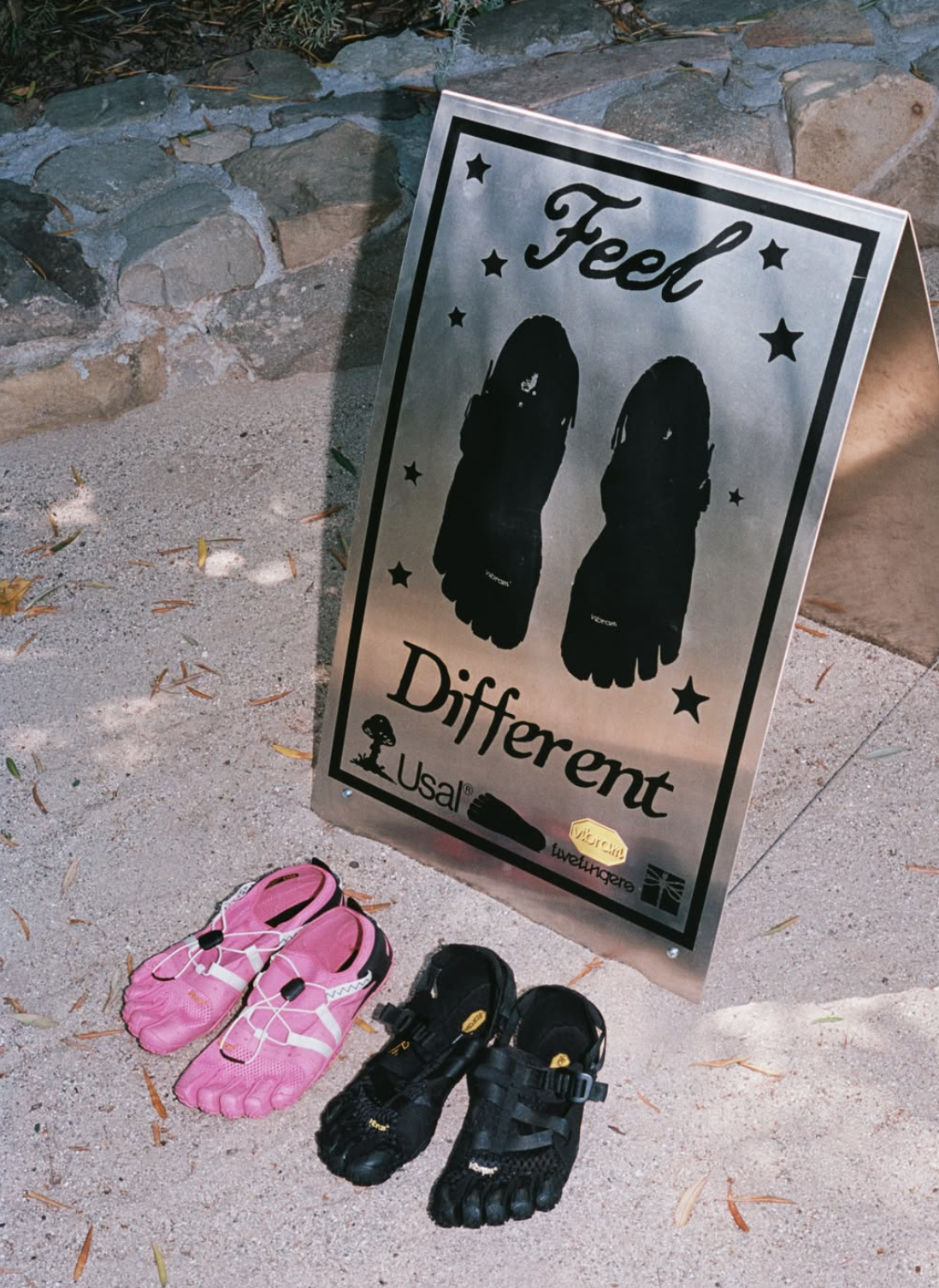 Vibram FiveFingers Are the Latest Obsession for Those Who Want to Keep the Feet on the Ground Vibram FiveFingers Are the Latest Obsession for Those Who Want to Keep the Feet on the Ground Vanity Teen 虚荣青年