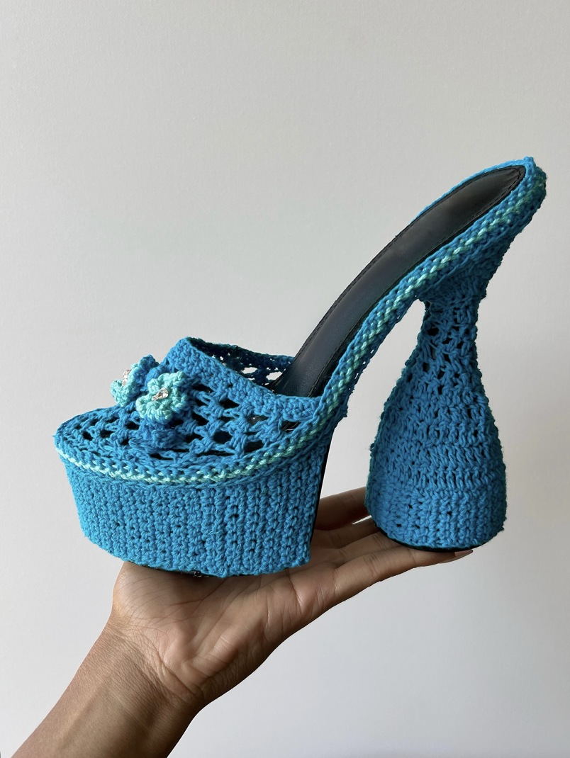 Crochet Is the Trend that Won't Quit: From Clothing to Accessories and Shoes Crochet Is the Trend that Won't Quit: From Clothing to Accessories and Shoes Vanity Teen 虚荣青年