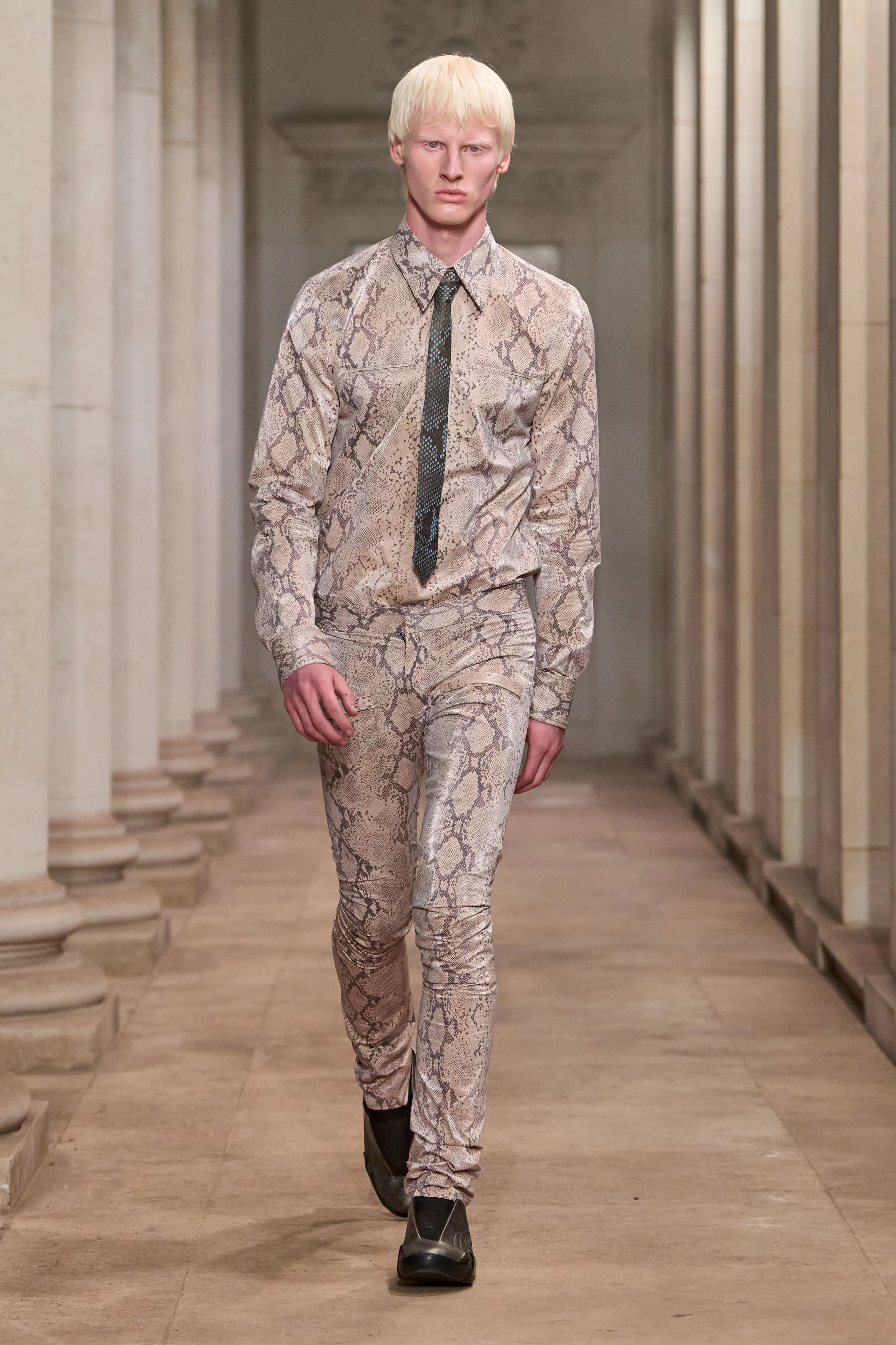 Mowalola SS27 Is the Glamorous, Erotic Spectacle We Needed Vanity Teen 虚荣青年 Mowalola SS27 Is the Glamorous, Erotic Spectacle We Needed Mowalola SS27 Is the Glamorous, Erotic Spectacle We Needed Vanity Teen 虚荣青年