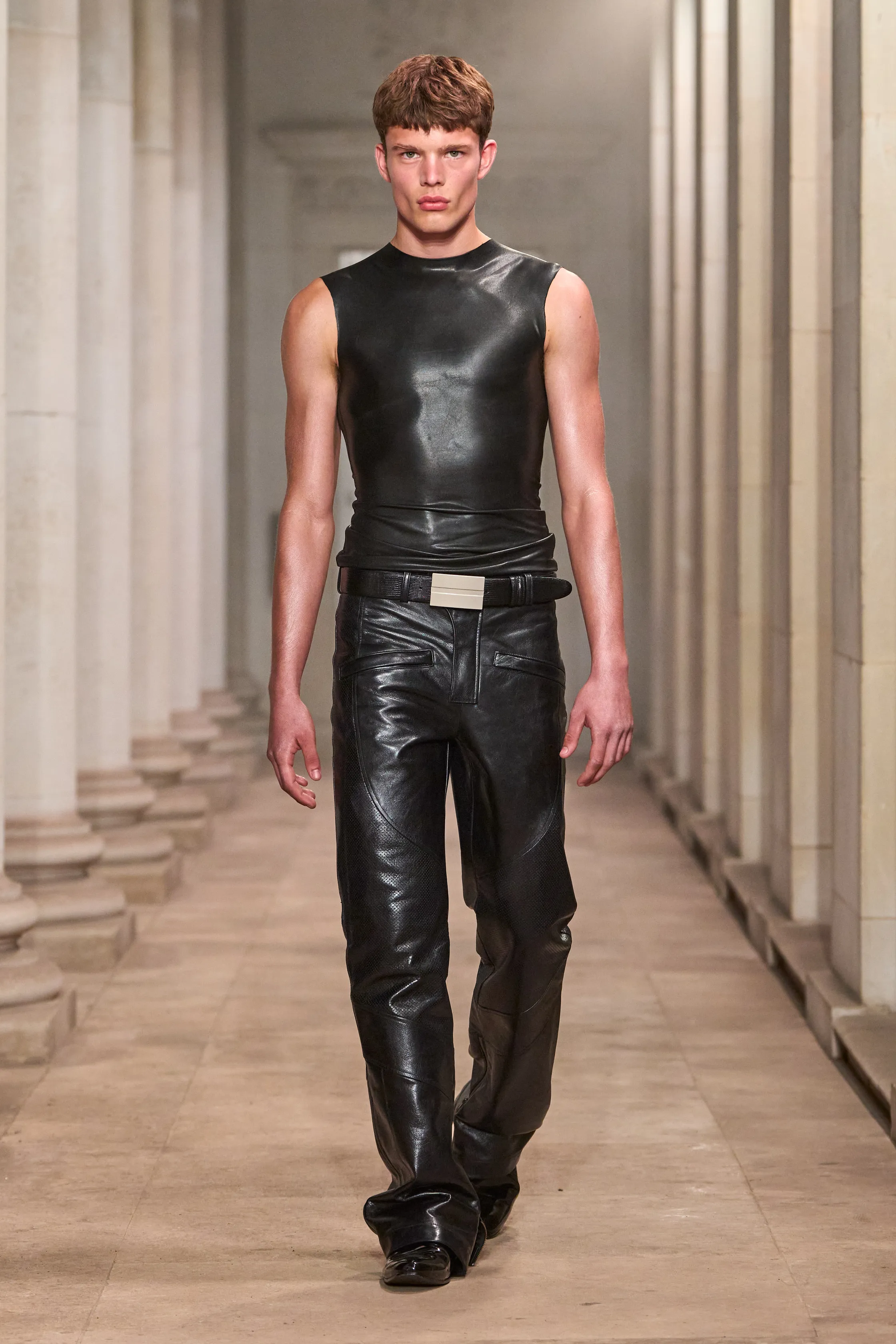Mowalola SS27 Is the Glamorous, Erotic Spectacle We Needed Vanity Teen 虚荣青年 Mowalola SS27 Is the Glamorous, Erotic Spectacle We Needed Mowalola SS27 Is the Glamorous, Erotic Spectacle We Needed Vanity Teen 虚荣青年