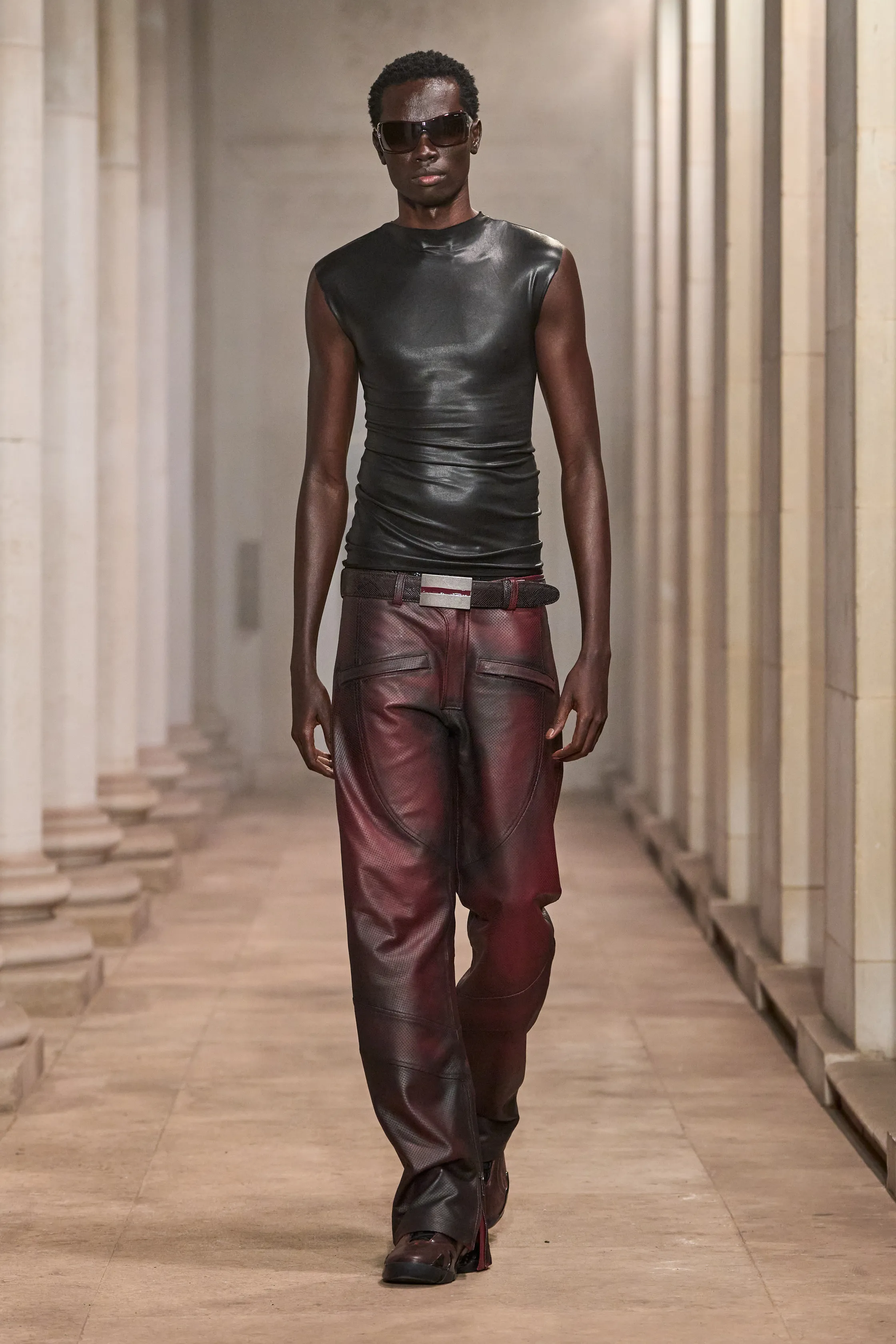 Mowalola SS27 Is the Glamorous, Erotic Spectacle We Needed Vanity Teen 虚荣青年 Mowalola SS27 Is the Glamorous, Erotic Spectacle We Needed Mowalola SS27 Is the Glamorous, Erotic Spectacle We Needed Vanity Teen 虚荣青年