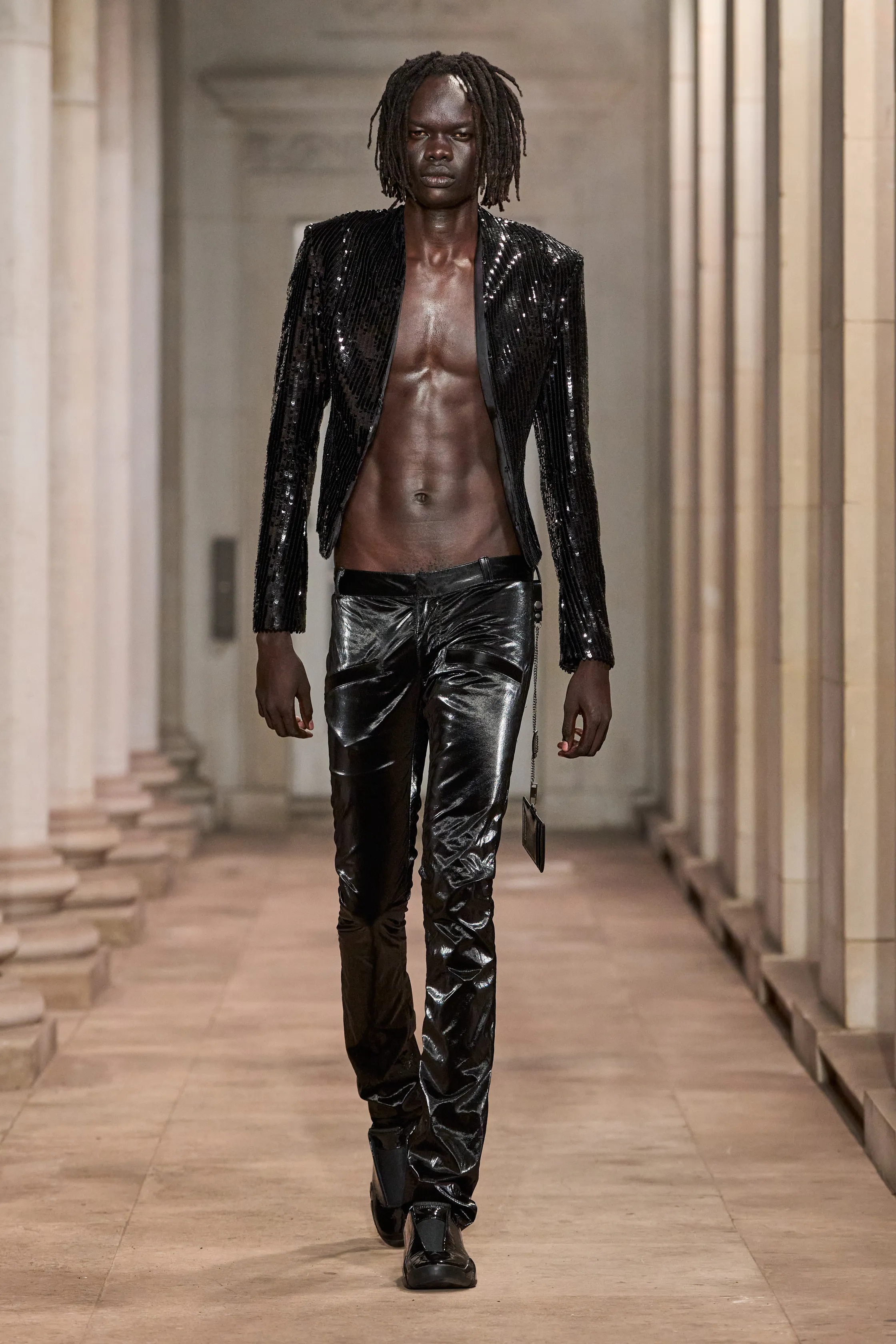Mowalola SS27 Is the Glamorous, Erotic Spectacle We Needed Vanity Teen 虚荣青年 Mowalola SS27 Is the Glamorous, Erotic Spectacle We Needed Mowalola SS27 Is the Glamorous, Erotic Spectacle We Needed Vanity Teen 虚荣青年