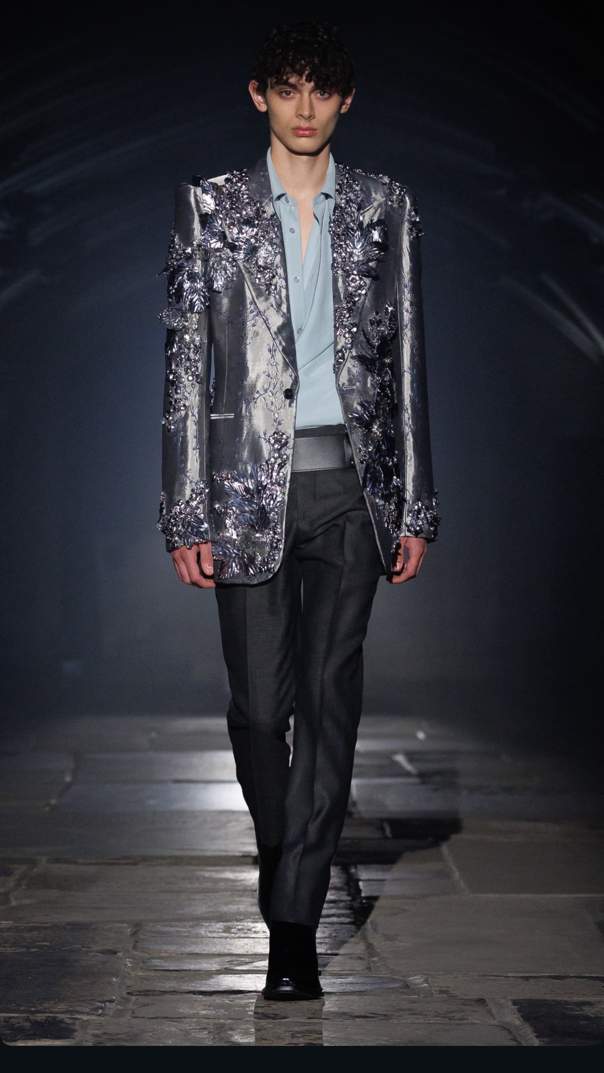 McQueen Comes Home: Spring/Summer 2027 and the Return of Rebellion Vanity Teen McQueen Comes Home: Spring/Summer 2027 and the Return of Rebellion McQueen Comes Home: Spring/Summer 2027 and the Return of Rebellion Vanity Teen
