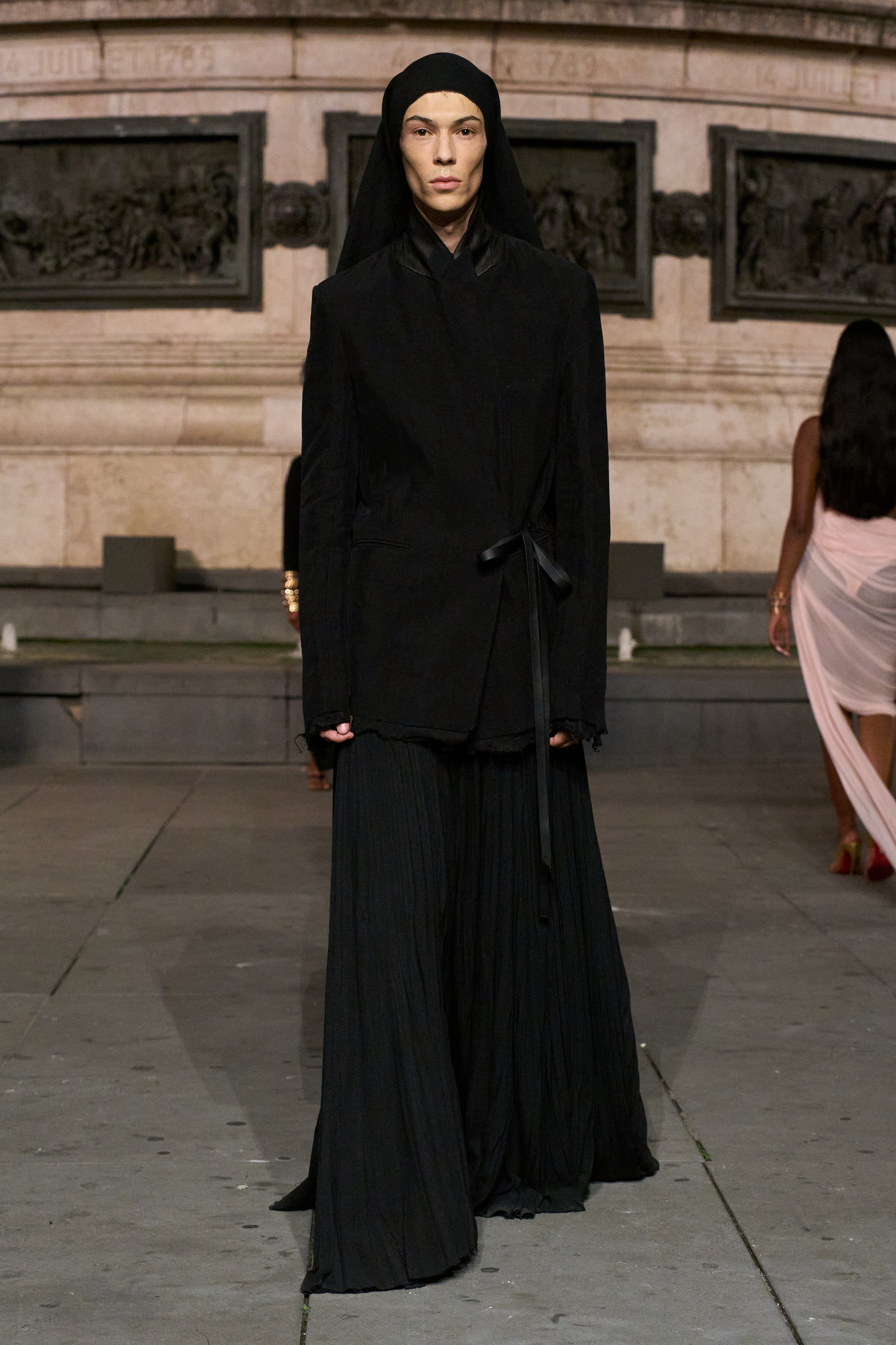 Matières Fécales SS27 Brings the Weight of Privilege Vanity Teen Matières Fécales SS27 Brings the Weight of Privilege Matières Fécales SS27 Brings the Weight of Privilege Vanity Teen