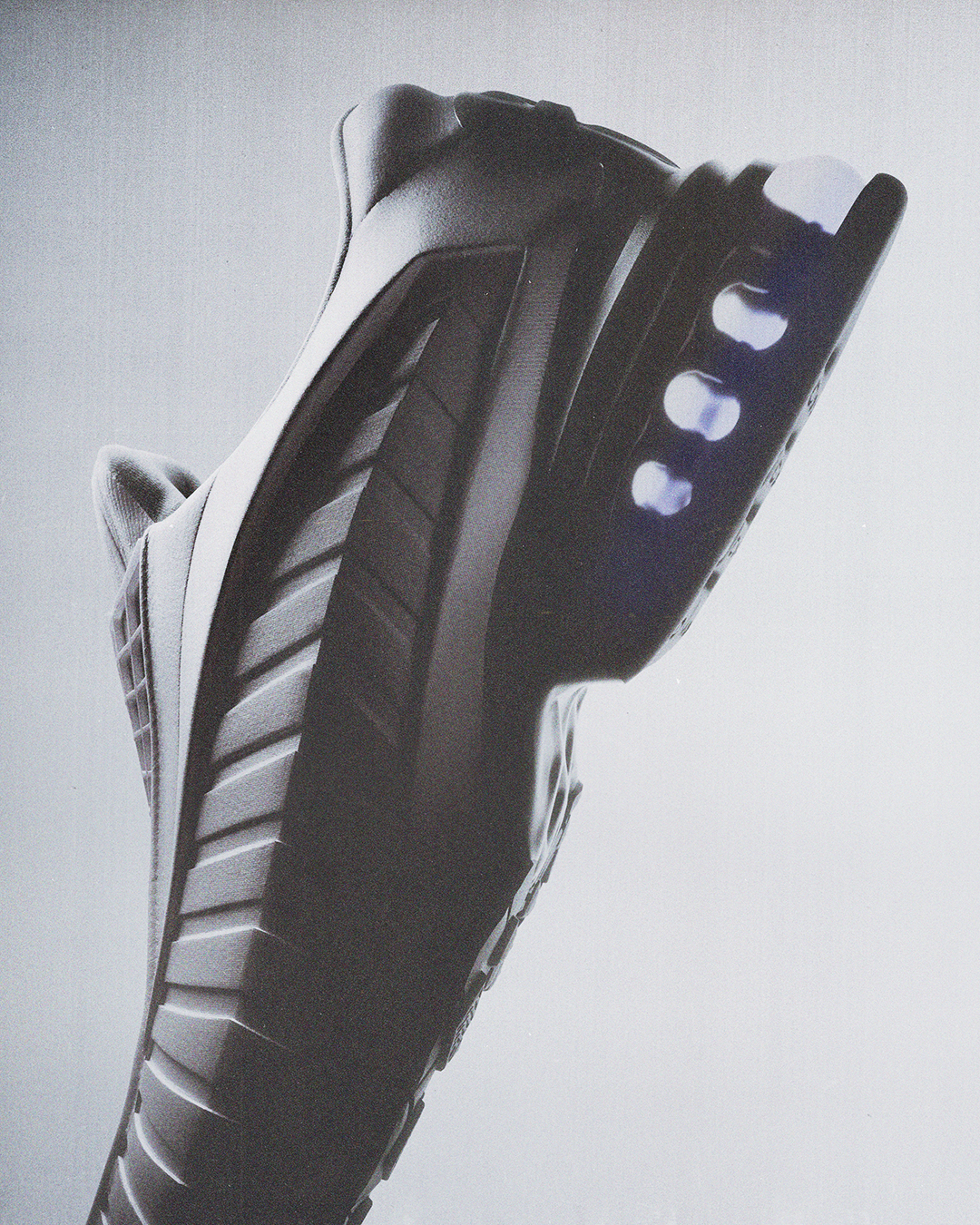 Nike Air Max Dolce: A New Shape for the Iconic Sneaker Vanity Teen 虚荣青年 Nike Air Max Dolce: A New Shape for the Iconic Sneaker Nike Air Max Dolce: A New Shape for the Iconic Sneaker Vanity Teen 虚荣青年