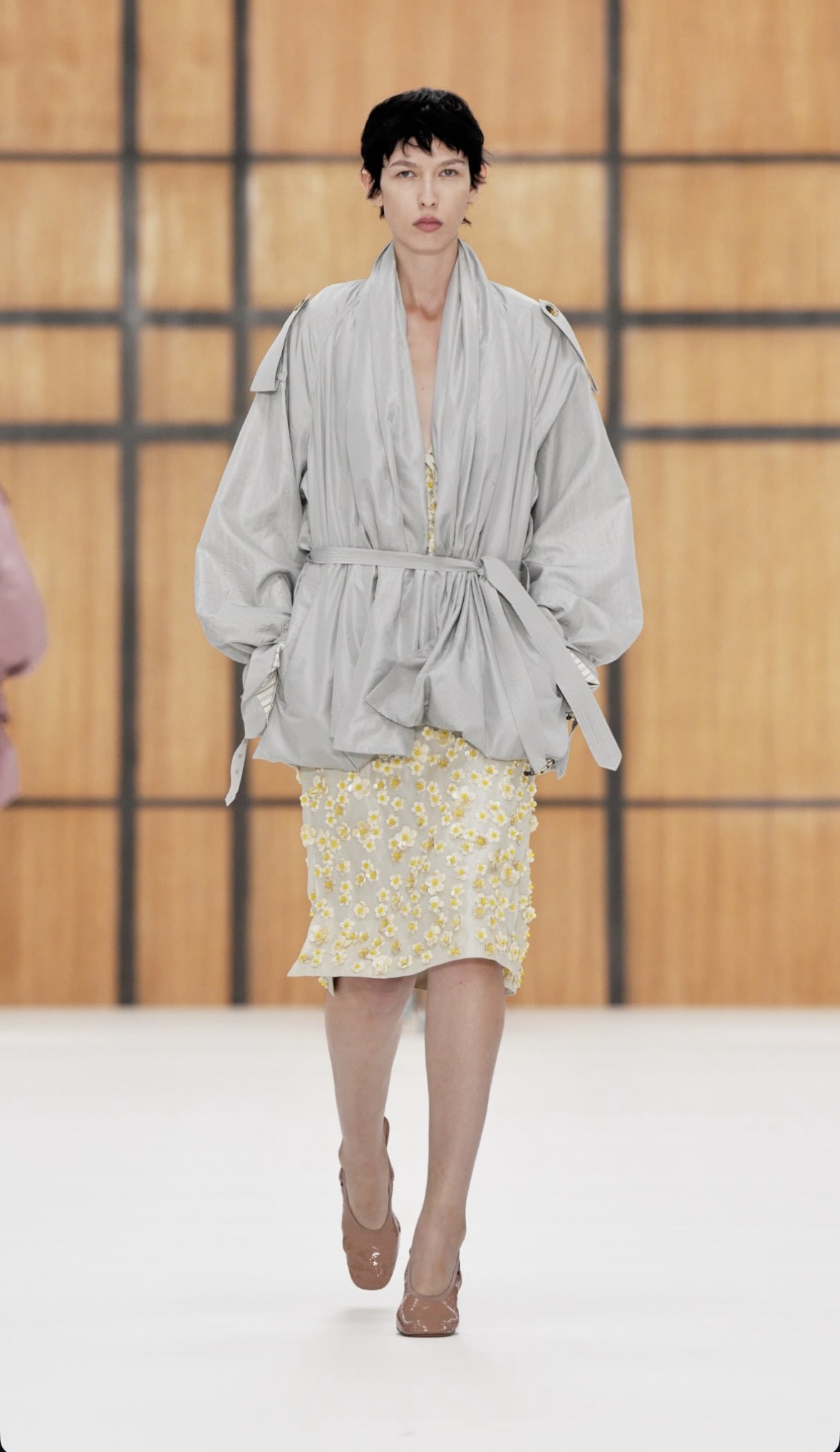 BURBERRY SS27 - WHEN HERITAGE STOPS BEHAVING Vanity Teen BURBERRY SS27 - WHEN HERITAGE STOPS BEHAVING BURBERRY SS27 - WHEN HERITAGE STOPS BEHAVING Vanity Teen