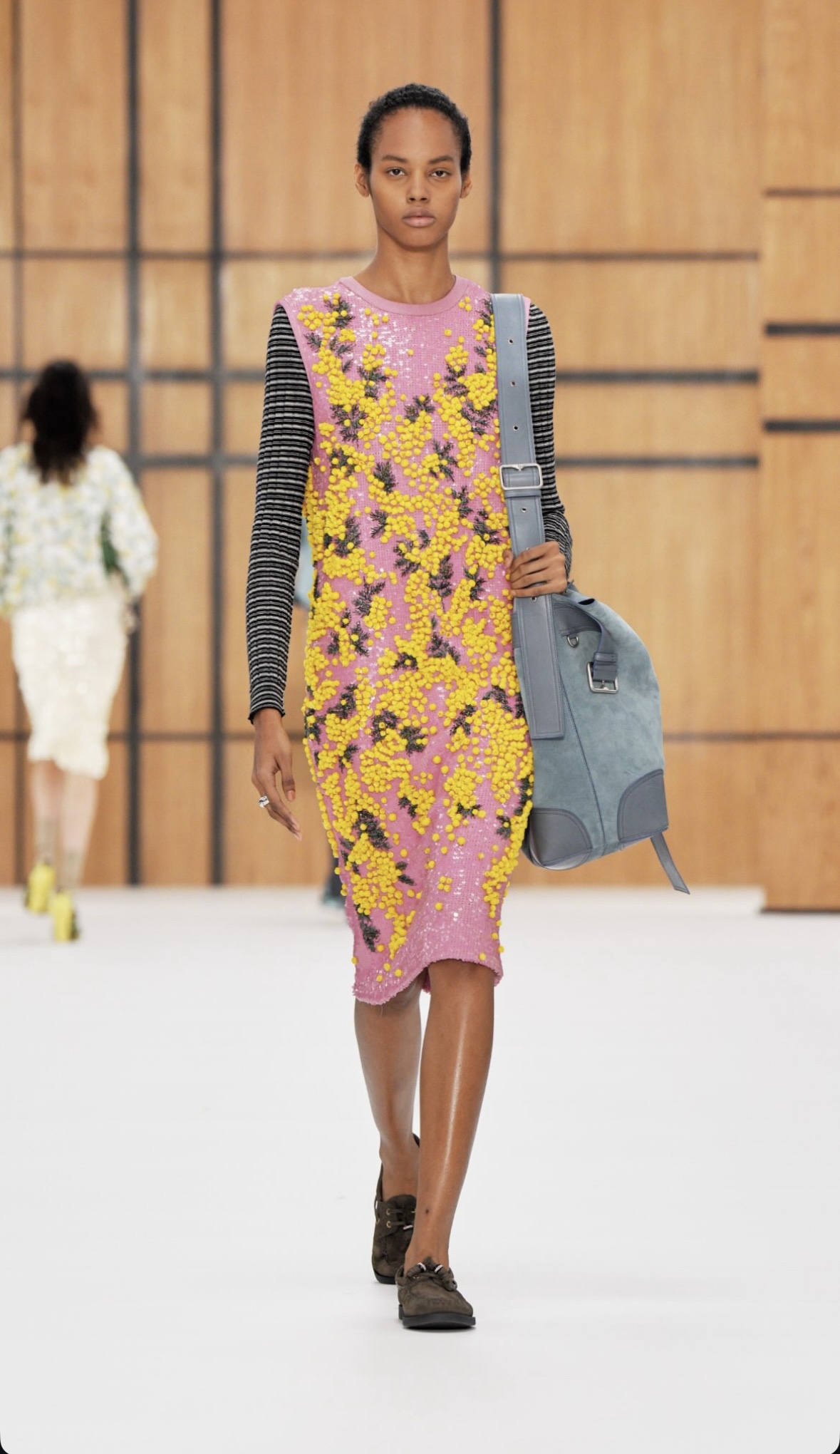 BURBERRY SS27 - WHEN HERITAGE STOPS BEHAVING Vanity Teen BURBERRY SS27 - WHEN HERITAGE STOPS BEHAVING BURBERRY SS27 - WHEN HERITAGE STOPS BEHAVING Vanity Teen