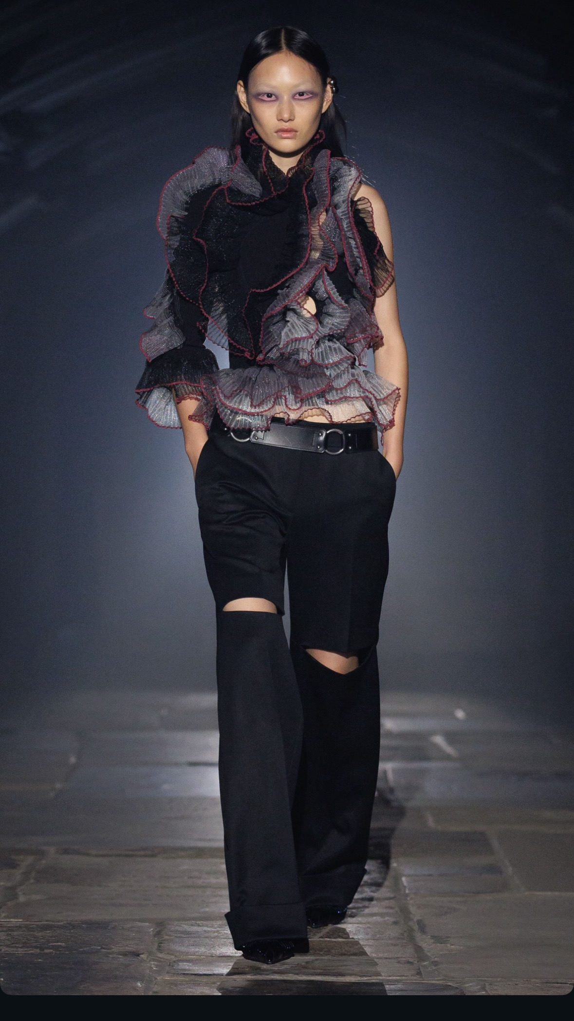 McQueen Comes Home: Spring/Summer 2027 and the Return of Rebellion Vanity Teen McQueen Comes Home: Spring/Summer 2027 and the Return of Rebellion McQueen Comes Home: Spring/Summer 2027 and the Return of Rebellion Vanity Teen