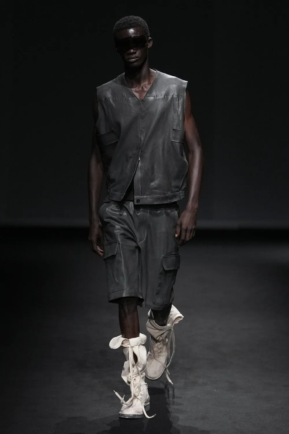 MM6 Spring Summer 2027 rewrites the Rules of Everyday Dressing Vanity Teen MM6 Spring Summer 2027 rewrites the Rules of Everyday Dressing MM6 Spring Summer 2027 rewrites the Rules of Everyday Dressing Vanity Teen