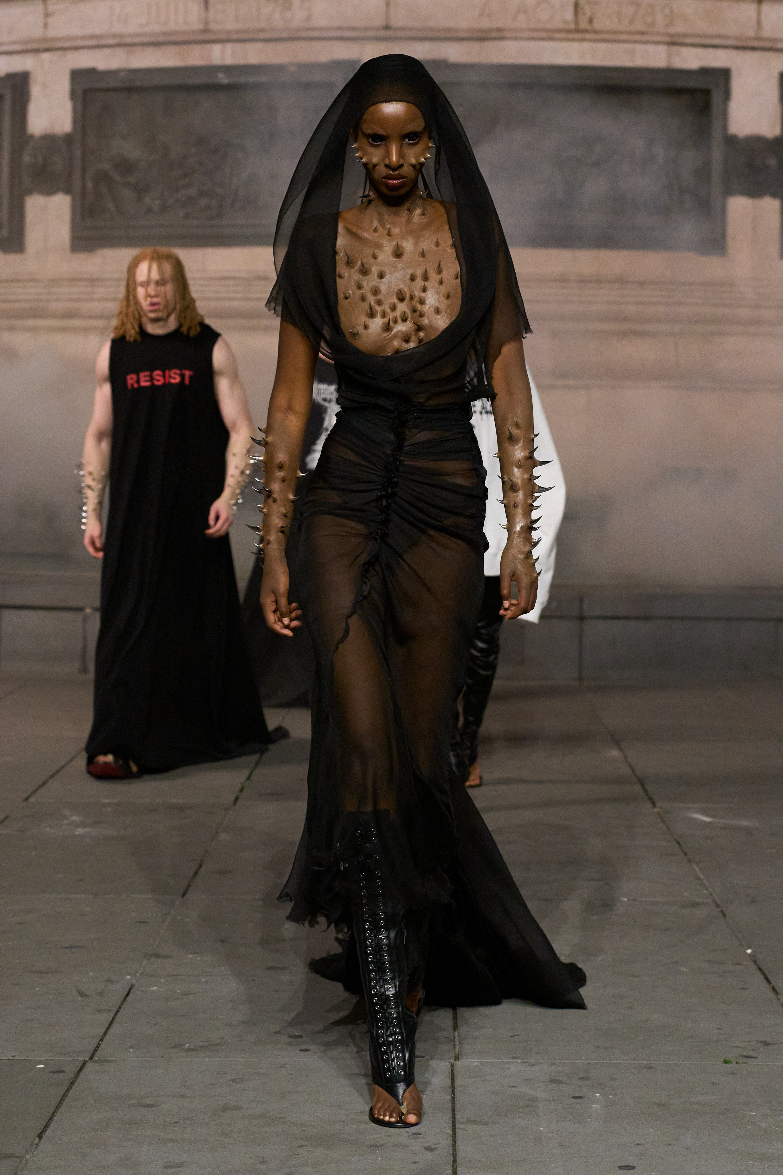 Matières Fécales SS27 Brings the Weight of Privilege Vanity Teen Matières Fécales SS27 Brings the Weight of Privilege Matières Fécales SS27 Brings the Weight of Privilege Vanity Teen