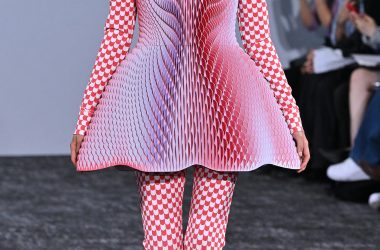 ANREALAGE SS27: Technology as a Second Skin ANREALAGE SS27: Technology as a Second Skin Vanity Teen