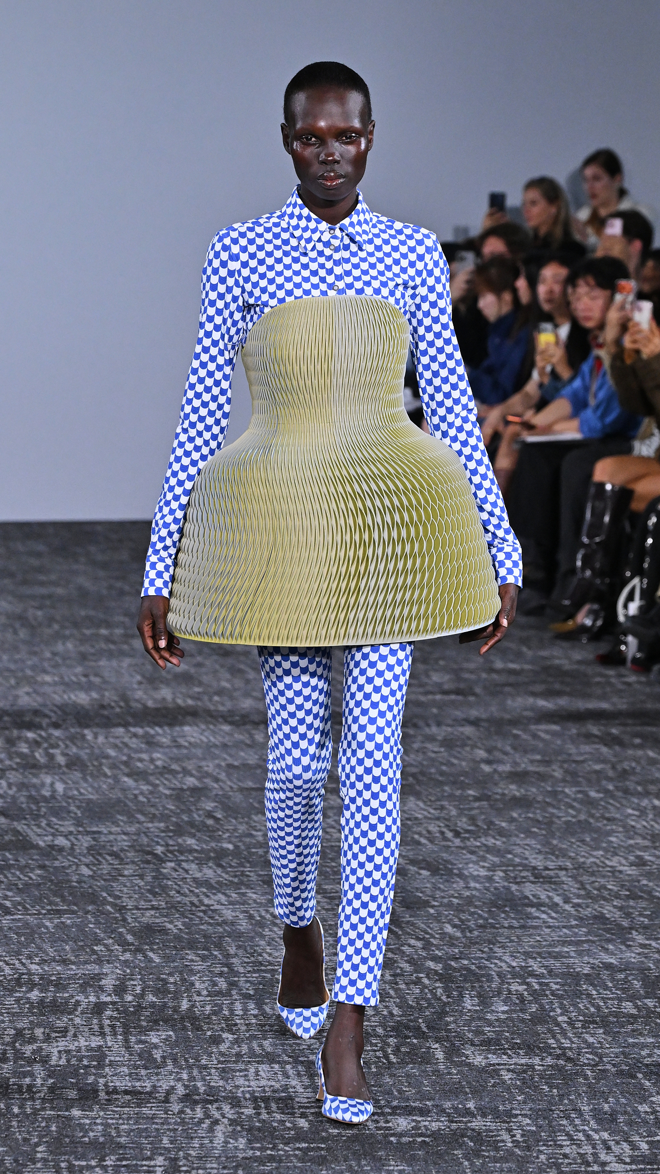 ANREALAGE SS27: Technology as a Second Skin Vanity Teen ANREALAGE SS27: Technology as a Second Skin ANREALAGE SS27: Technology as a Second Skin Vanity Teen