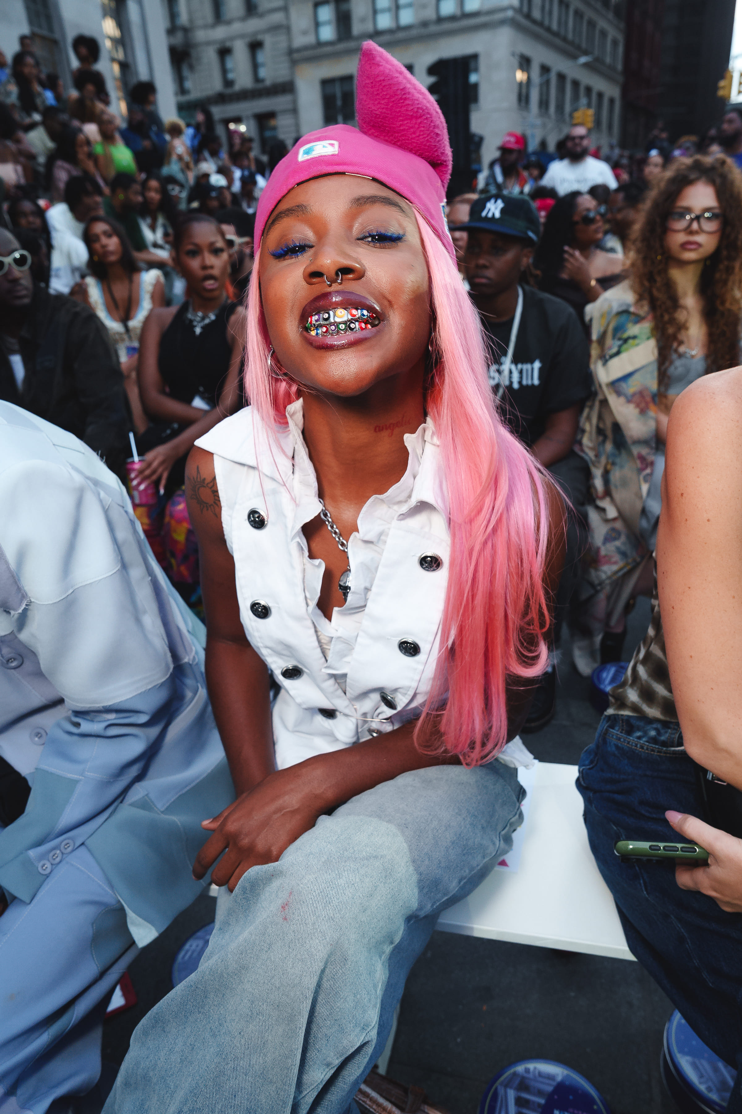 The People’s Runway: Brooklyn’s New Generation Takes Over NYFW Vanity Teen 虚荣青年 The People’s Runway: Brooklyn’s New Generation Takes Over NYFW The People’s Runway: Brooklyn’s New Generation Takes Over NYFW Vanity Teen 虚荣青年