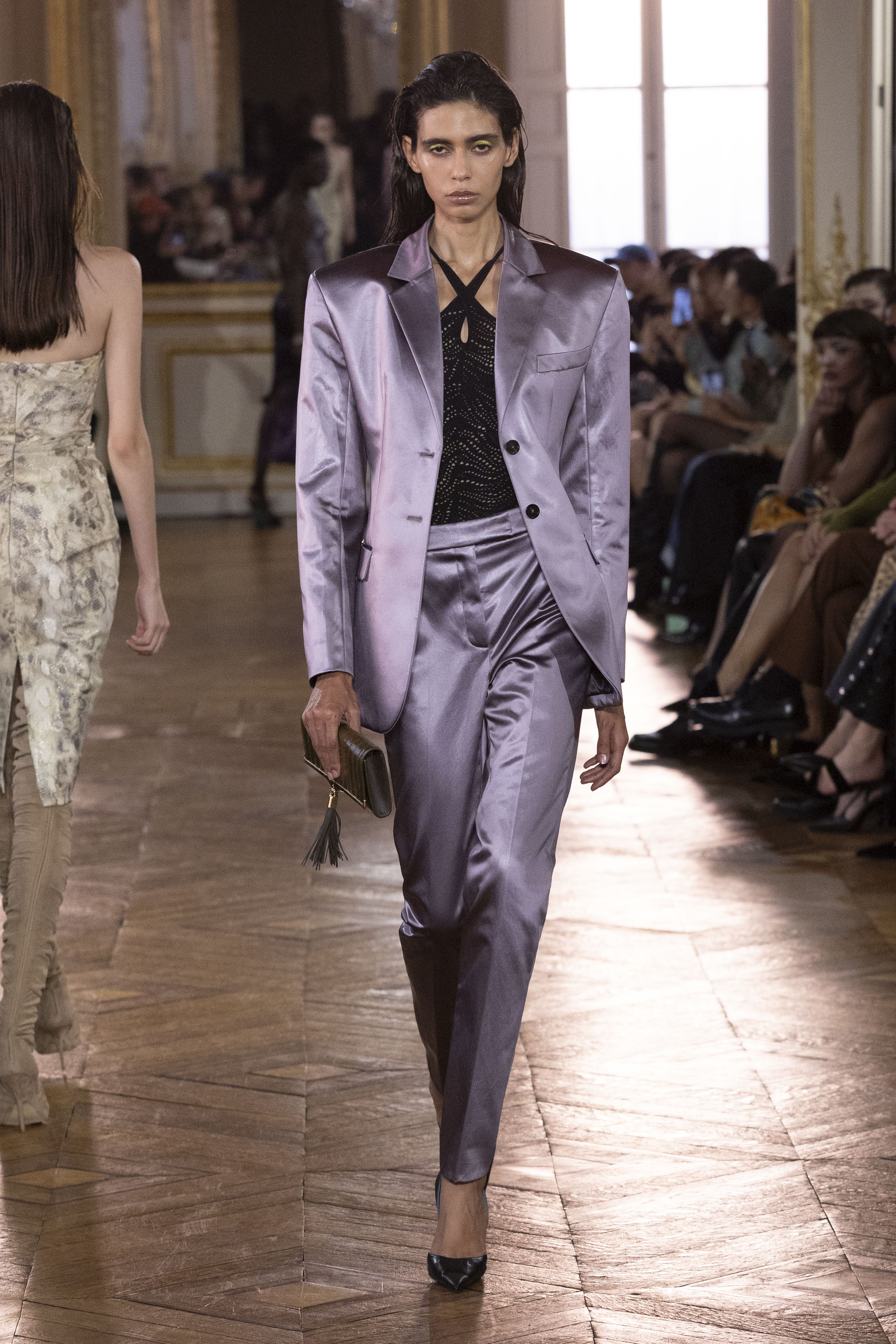 BALMAIN SS27 - COUTURE GOES WEST Vanity Teen BALMAIN SS27 - COUTURE GOES WEST BALMAIN SS27 - COUTURE GOES WEST Vanity Teen