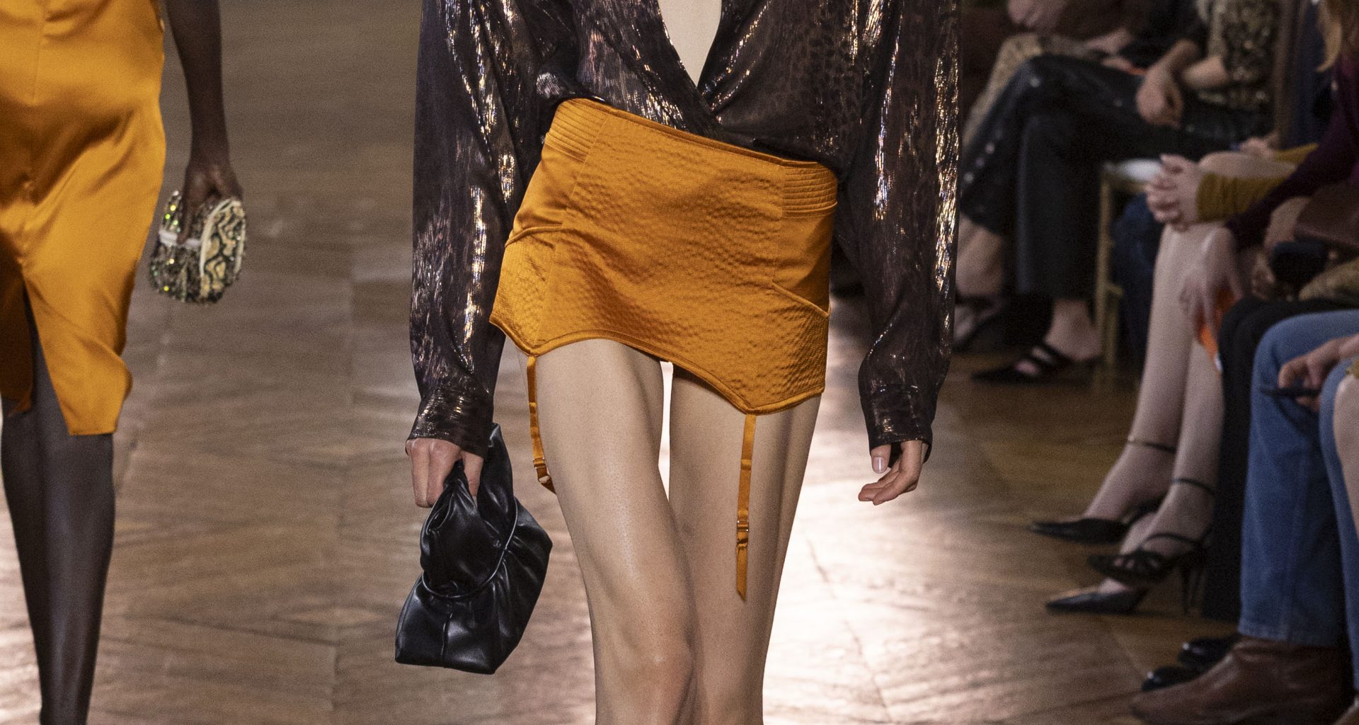 BALMAIN SS27 - COUTURE GOES WEST BALMAIN SS27 - COUTURE GOES WEST Vanity Teen