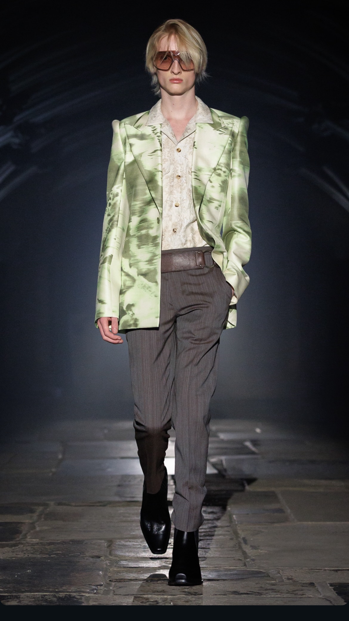 McQueen Comes Home: Spring/Summer 2027 and the Return of Rebellion Vanity Teen McQueen Comes Home: Spring/Summer 2027 and the Return of Rebellion McQueen Comes Home: Spring/Summer 2027 and the Return of Rebellion Vanity Teen