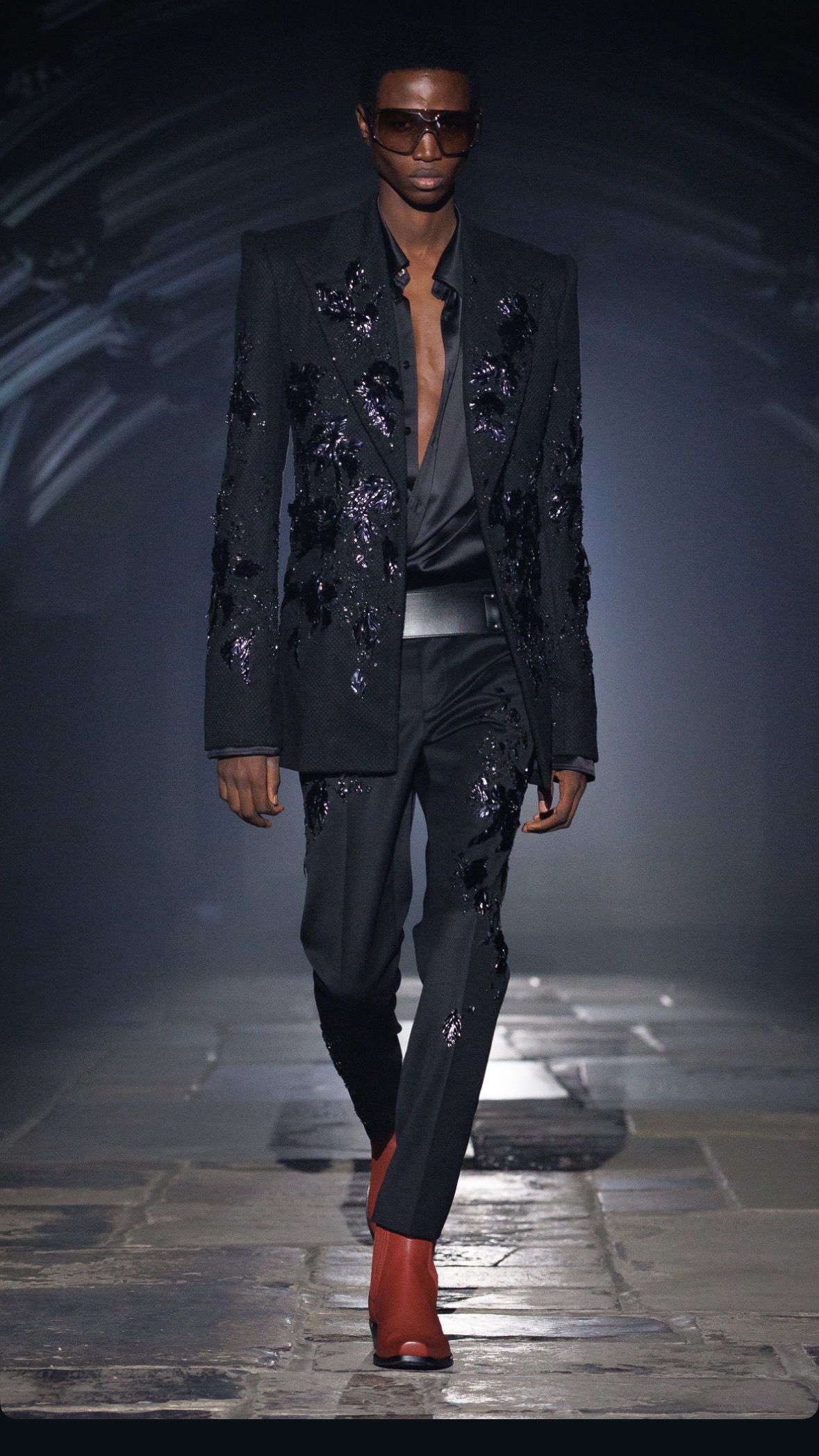 McQueen Comes Home: Spring/Summer 2027 and the Return of Rebellion Vanity Teen McQueen Comes Home: Spring/Summer 2027 and the Return of Rebellion McQueen Comes Home: Spring/Summer 2027 and the Return of Rebellion Vanity Teen