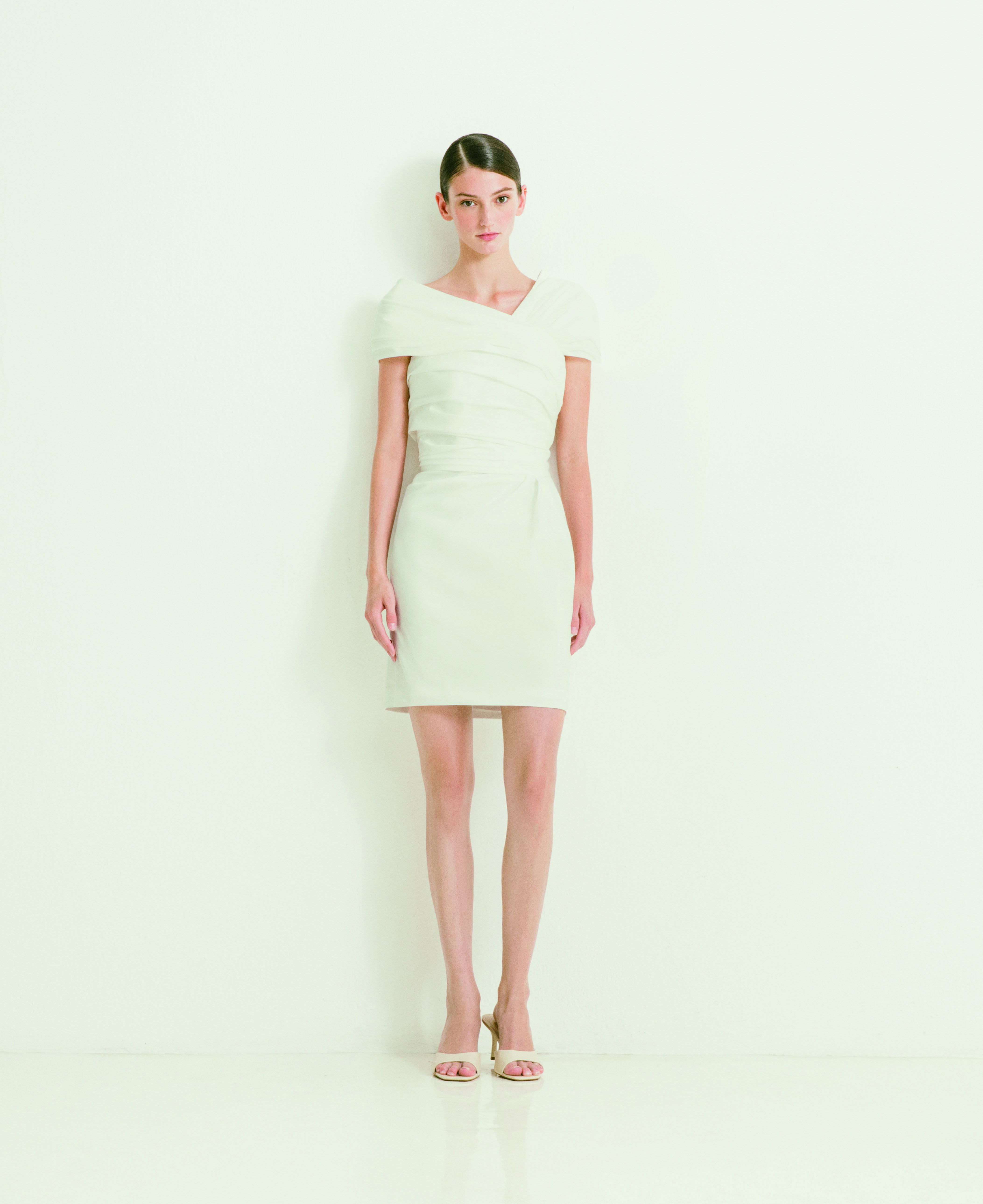 CURIEL SS27: WHAT HAPPENS BETWEEN THE BODY AND THE DRESS? Vanity Teen CURIEL SS27: WHAT HAPPENS BETWEEN THE BODY AND THE DRESS? CURIEL SS27: WHAT HAPPENS BETWEEN THE BODY AND THE DRESS? Vanity Teen