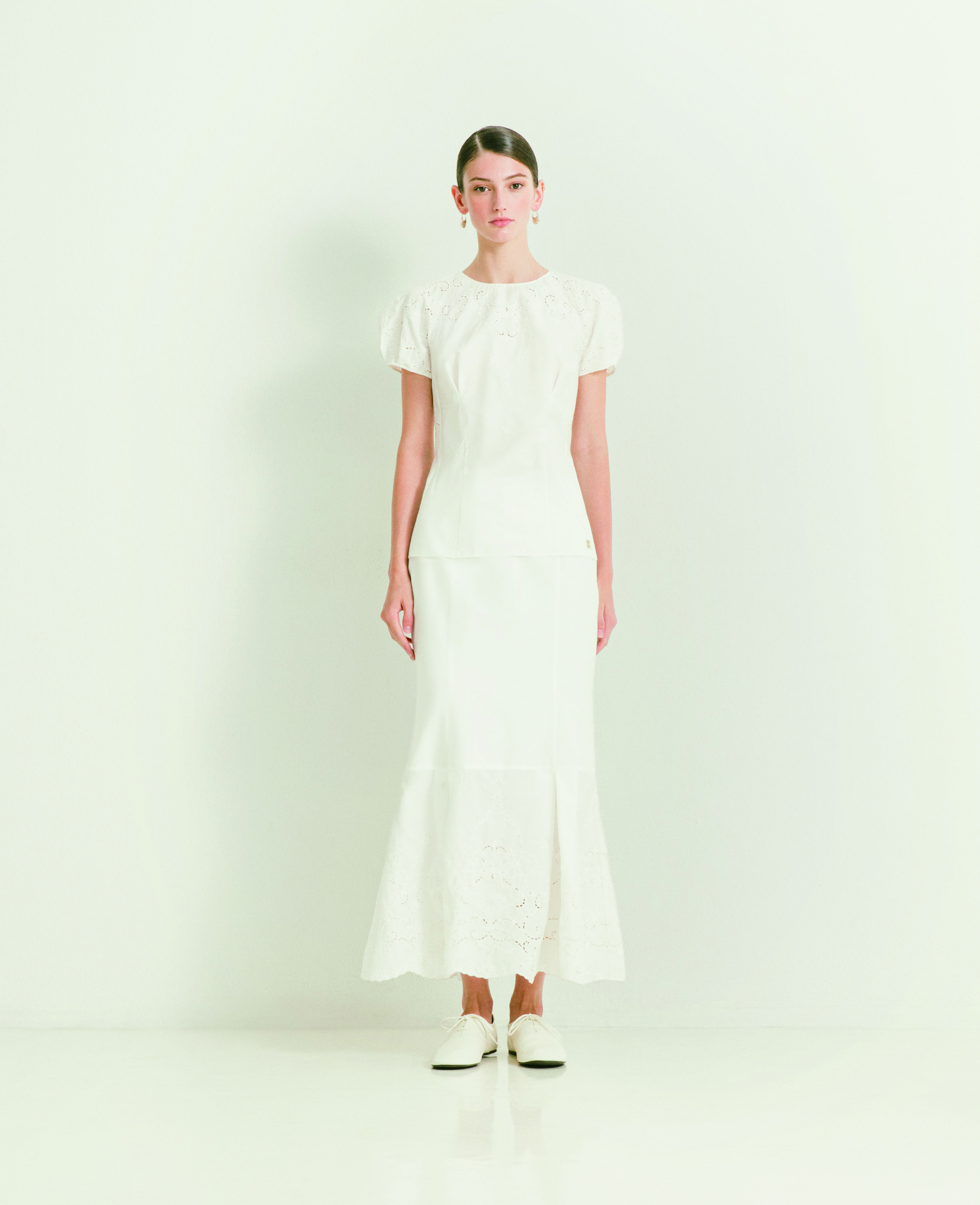 CURIEL SS27: WHAT HAPPENS BETWEEN THE BODY AND THE DRESS? Vanity Teen CURIEL SS27: WHAT HAPPENS BETWEEN THE BODY AND THE DRESS? CURIEL SS27: WHAT HAPPENS BETWEEN THE BODY AND THE DRESS? Vanity Teen