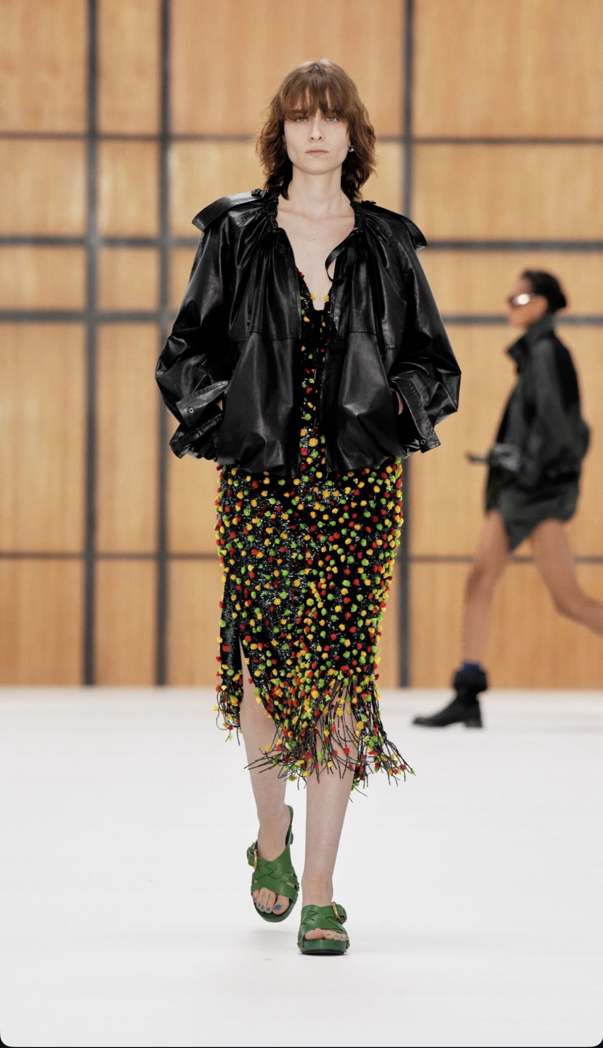 BURBERRY SS27 - WHEN HERITAGE STOPS BEHAVING Vanity Teen BURBERRY SS27 - WHEN HERITAGE STOPS BEHAVING BURBERRY SS27 - WHEN HERITAGE STOPS BEHAVING Vanity Teen