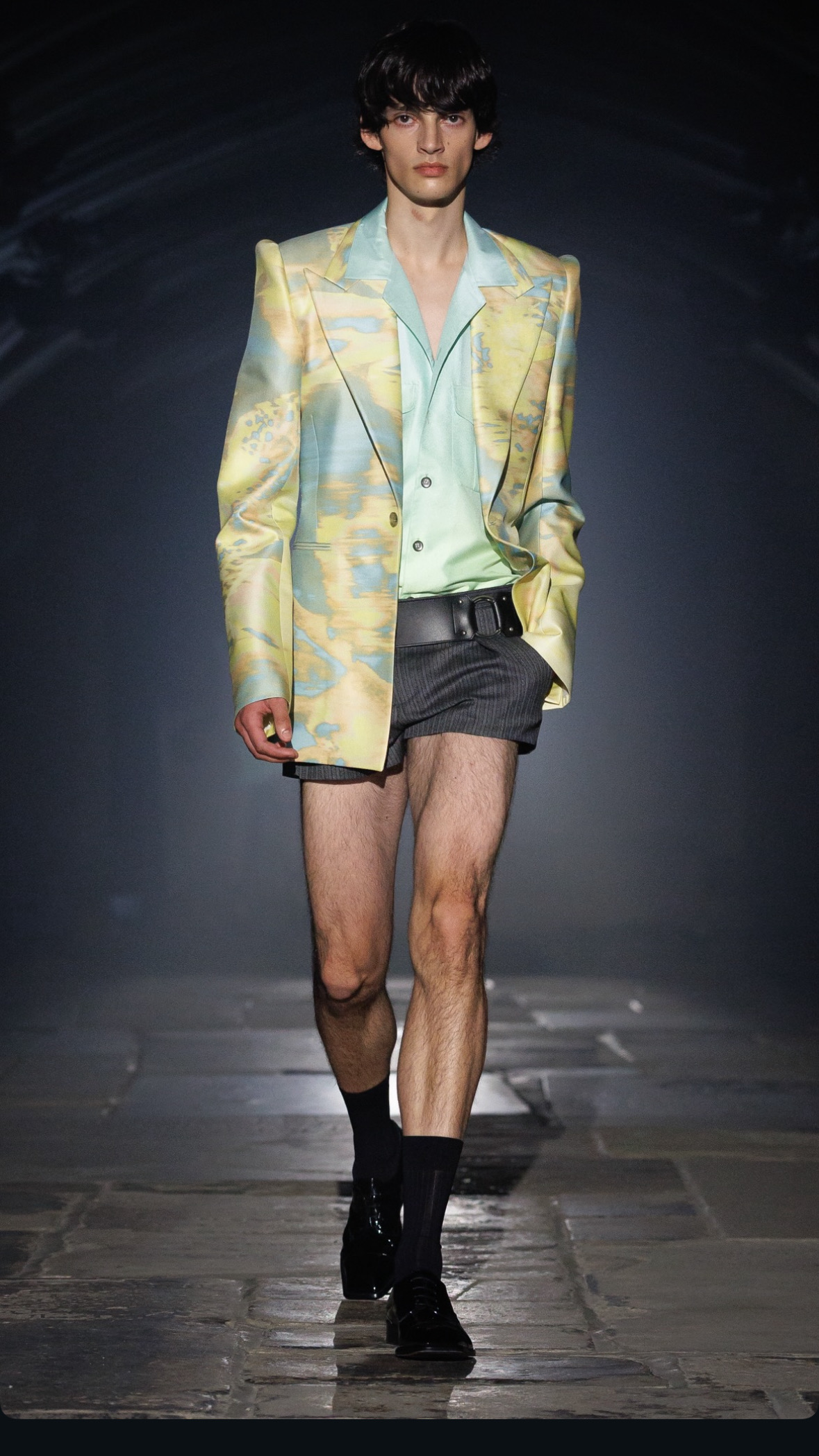 McQueen Comes Home: Spring/Summer 2027 and the Return of Rebellion Vanity Teen McQueen Comes Home: Spring/Summer 2027 and the Return of Rebellion McQueen Comes Home: Spring/Summer 2027 and the Return of Rebellion Vanity Teen