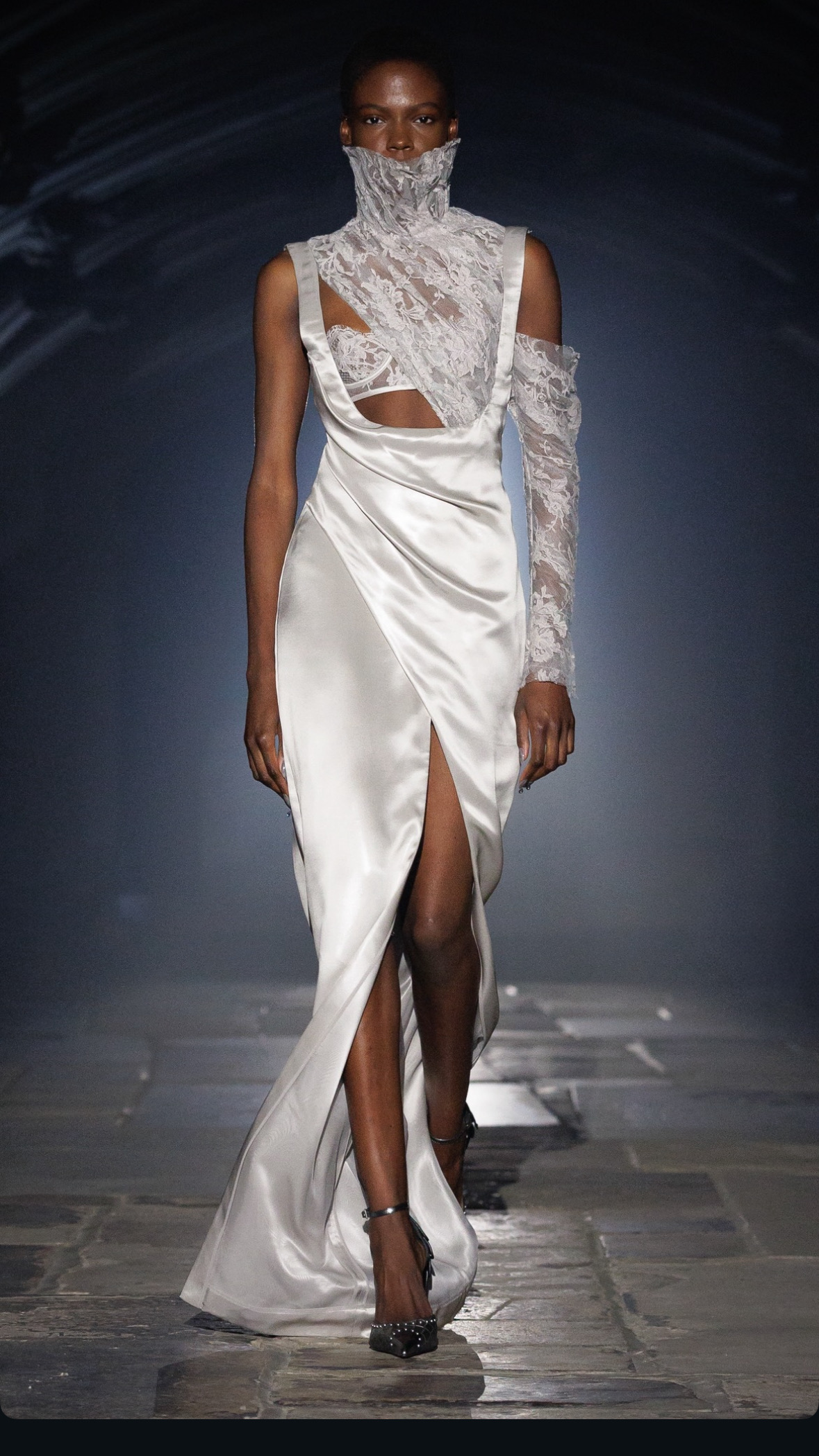 McQueen Comes Home: Spring/Summer 2027 and the Return of Rebellion Vanity Teen McQueen Comes Home: Spring/Summer 2027 and the Return of Rebellion McQueen Comes Home: Spring/Summer 2027 and the Return of Rebellion Vanity Teen