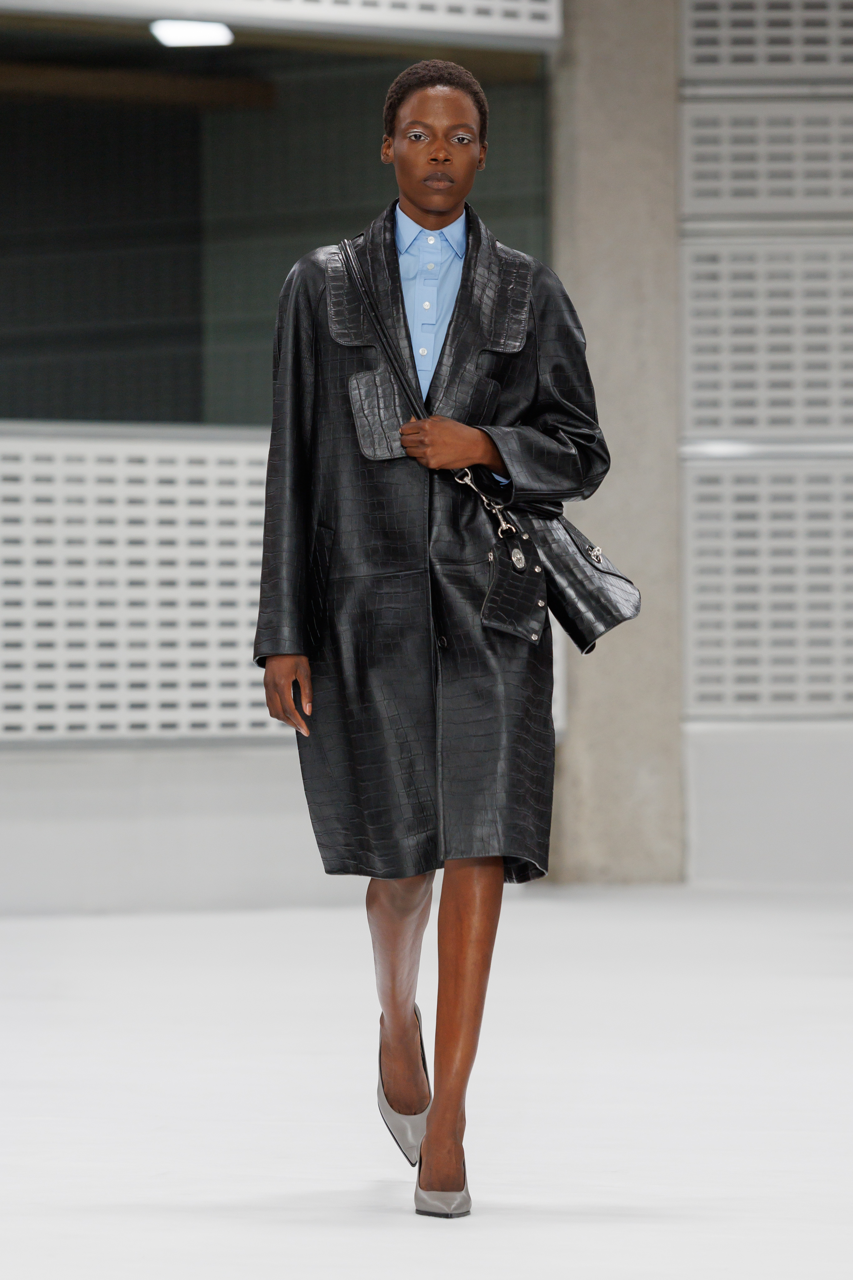 WHAT DOES BRITISHNESS LOOK LIKE WHEN IT STOPS BEING A POSTCARD? Vanity Teen 虚荣青年 WHAT DOES BRITISHNESS LOOK LIKE WHEN IT STOPS BEING A POSTCARD? WHAT DOES BRITISHNESS LOOK LIKE WHEN IT STOPS BEING A POSTCARD? Vanity Teen 虚荣青年