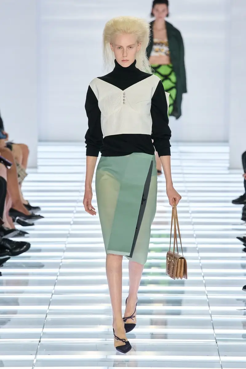 PRADA SS27 AFTER RAF Vanity Teen PRADA SS27 AFTER RAF PRADA SS27 AFTER RAF Vanity Teen