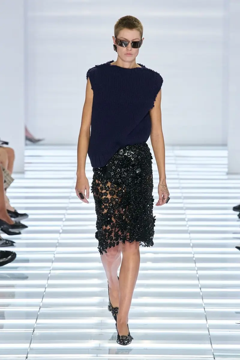 PRADA SS27 AFTER RAF Vanity Teen PRADA SS27 AFTER RAF PRADA SS27 AFTER RAF Vanity Teen