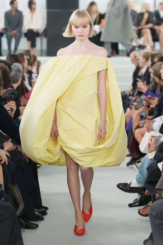 Jil Sander Spring Summer 2027: the perfect error Vanity Teen Jil Sander Spring Summer 2027: the perfect error Jil Sander Spring Summer 2027: the perfect error Vanity Teen