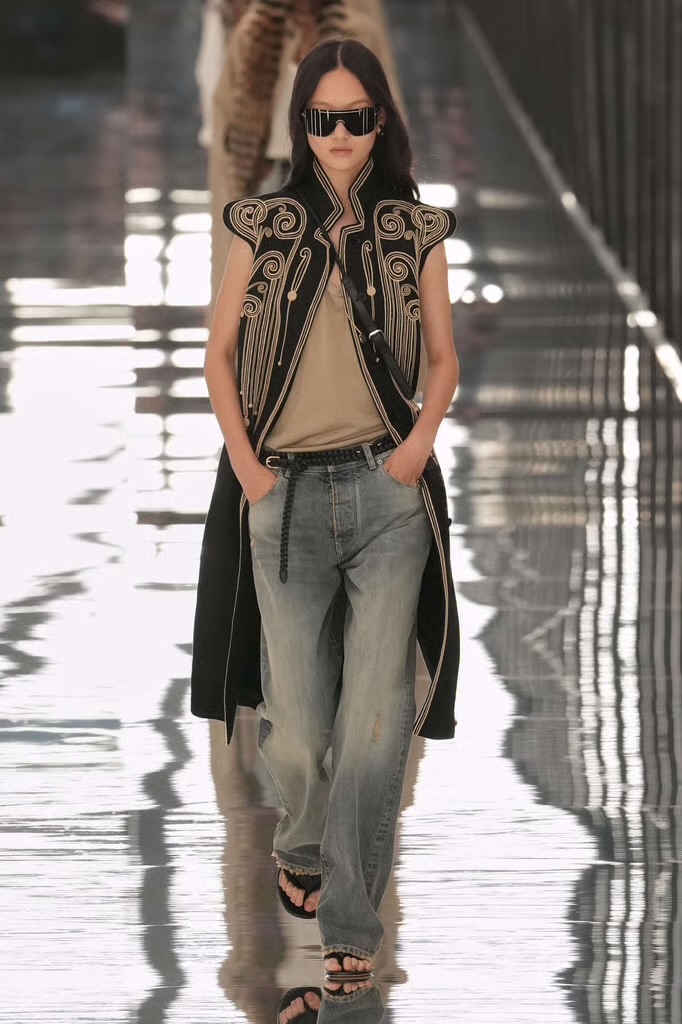 Fendi Spring Summer 2027: can Maria Grazia make feel Fendi like Fendi again? Vanity Teen Fendi Spring Summer 2027: can Maria Grazia make feel Fendi like Fendi again? Fendi Spring Summer 2027: can Maria Grazia make feel Fendi like Fendi again? Vanity Teen