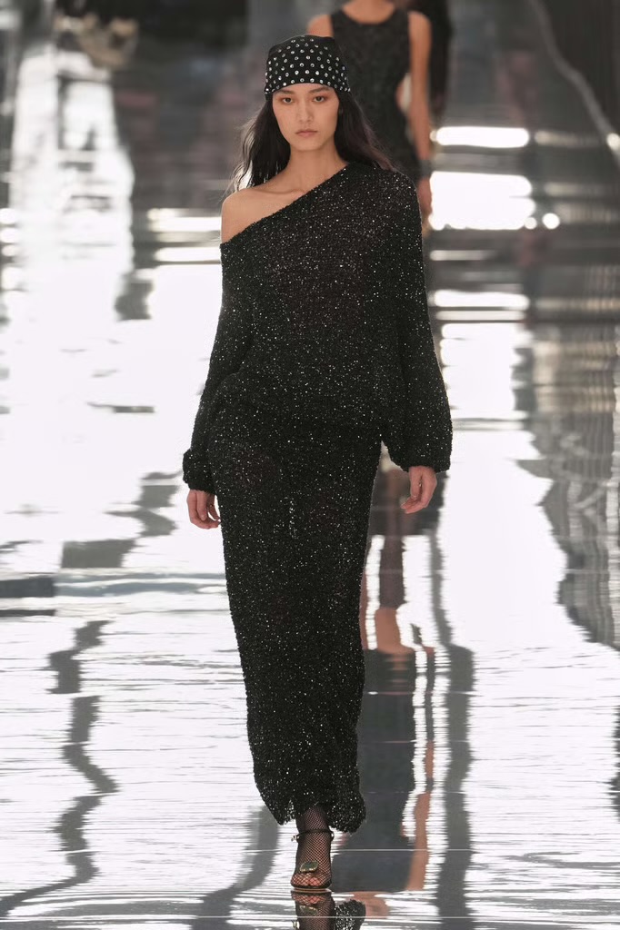 Fendi Spring Summer 2027: can Maria Grazia make feel Fendi like Fendi again? Vanity Teen Fendi Spring Summer 2027: can Maria Grazia make feel Fendi like Fendi again? Fendi Spring Summer 2027: can Maria Grazia make feel Fendi like Fendi again? Vanity Teen