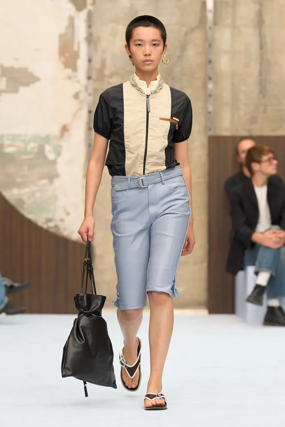 MARNI SPRING SUMMER 2027 IS TAKING IT APART MARNI SPRING SUMMER 2027 IS TAKING IT APART Vanity Teen