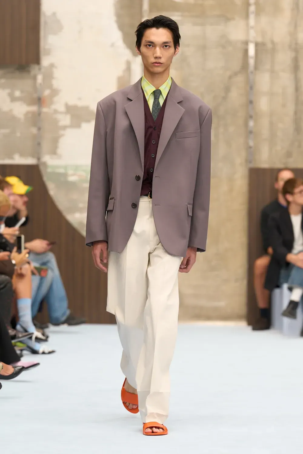 MARNI SPRING SUMMER 2027 IS TAKING IT APART MARNI SPRING SUMMER 2027 IS TAKING IT APART Vanity Teen