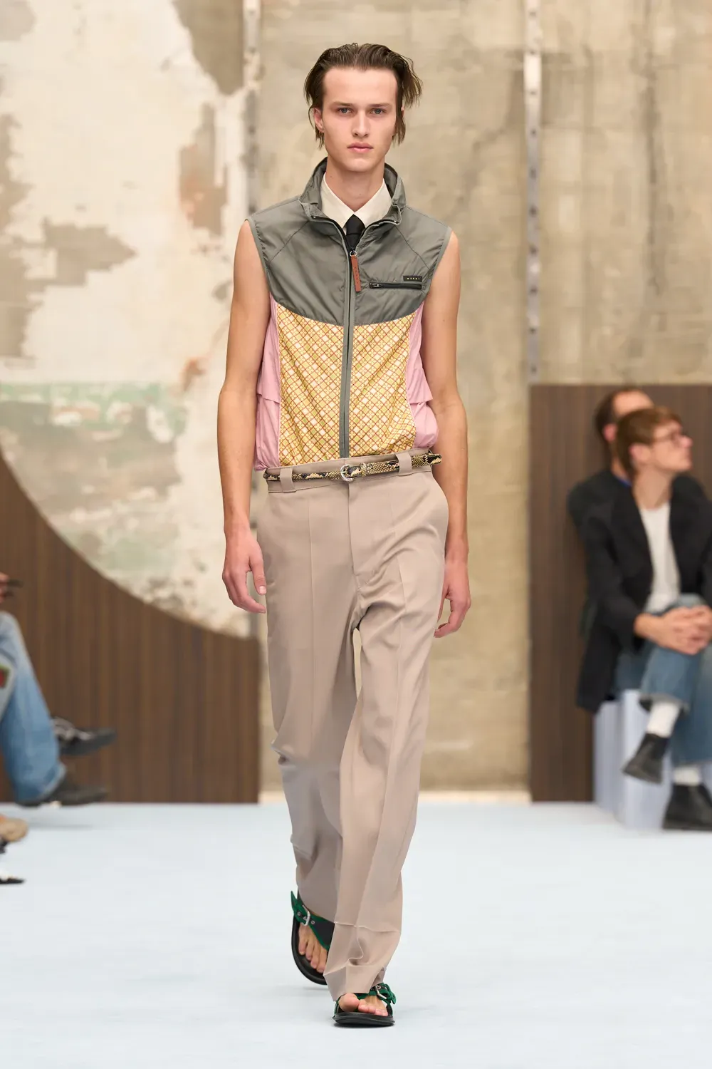 MARNI SPRING SUMMER 2027 IS TAKING IT APART MARNI SPRING SUMMER 2027 IS TAKING IT APART Vanity Teen