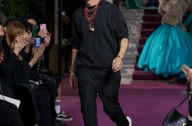 BALENCIAGA, THE ONE-YEAR EXPERIMENT BALENCIAGA, THE ONE-YEAR EXPERIMENT Vanity Teen