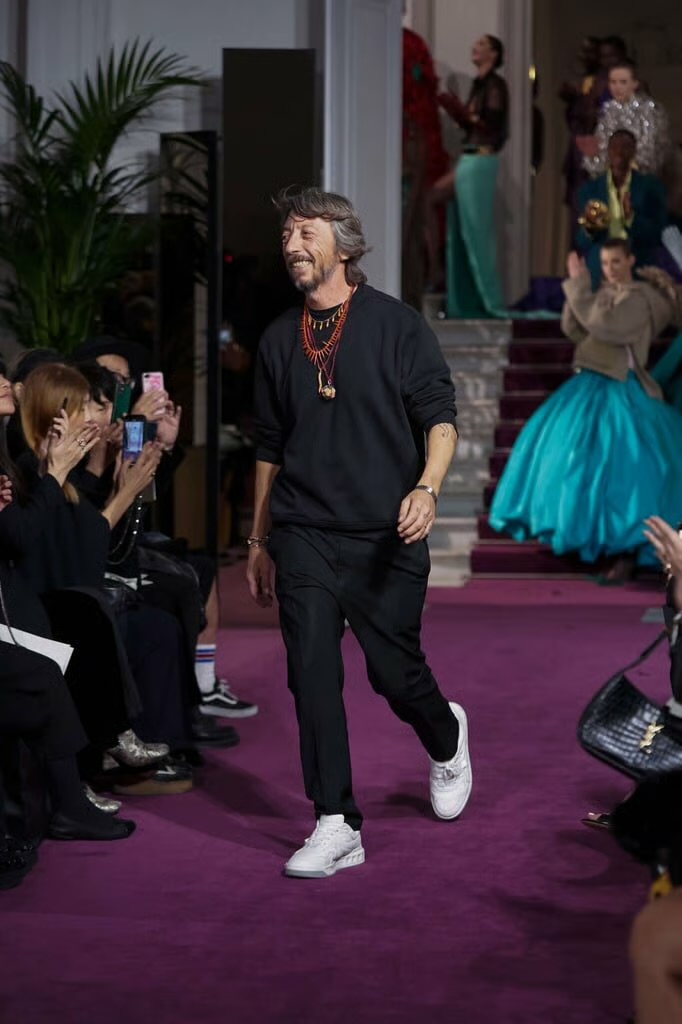 BALENCIAGA, THE ONE-YEAR EXPERIMENT BALENCIAGA, THE ONE-YEAR EXPERIMENT Vanity Teen