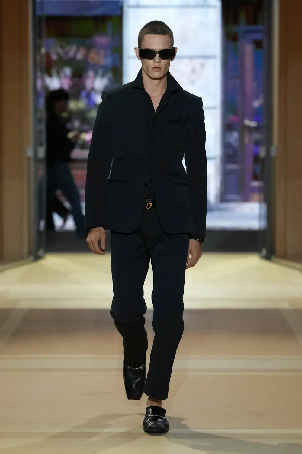 GUCCI SS27: THE STORE IS THE SHOW Vanity Teen GUCCI SS27: THE STORE IS THE SHOW GUCCI SS27: THE STORE IS THE SHOW Vanity Teen