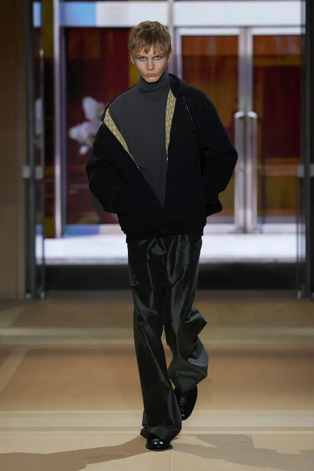 GUCCI SS27: THE STORE IS THE SHOW Vanity Teen GUCCI SS27: THE STORE IS THE SHOW GUCCI SS27: THE STORE IS THE SHOW Vanity Teen
